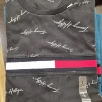 [S] TOMMY HILFIGER SIGNATURE FLAG STRIPE LOGO T-SHIRT,BLACK, 78D8510-001 (STH580)