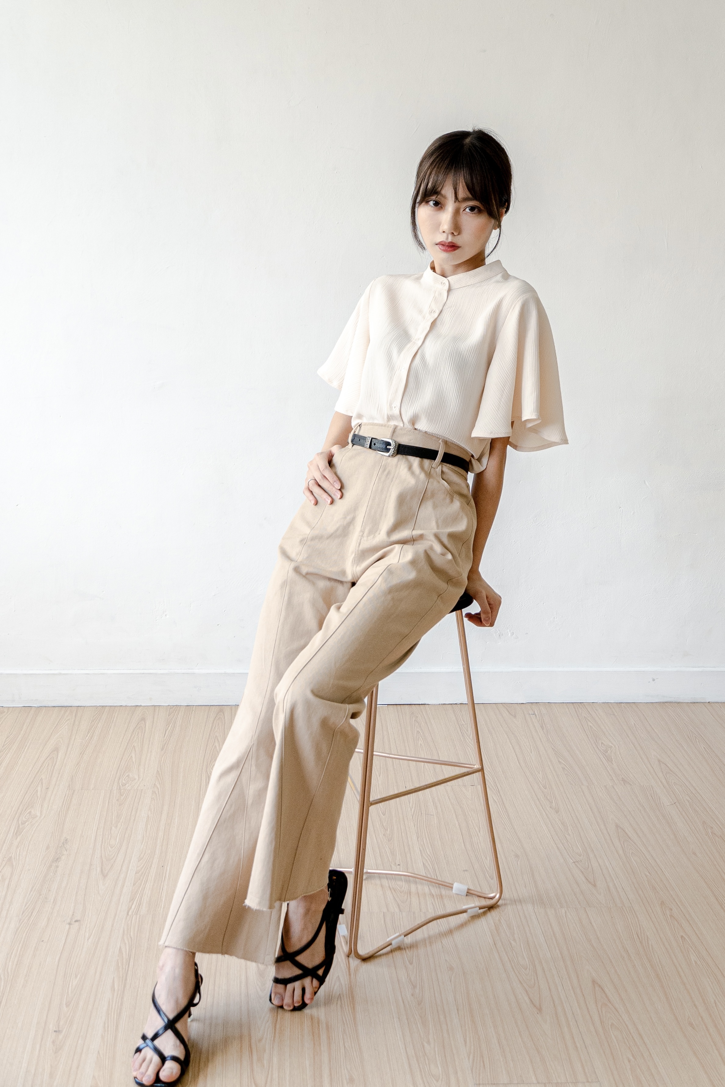 9782｜超顯腿直！微喇叭牛仔褲