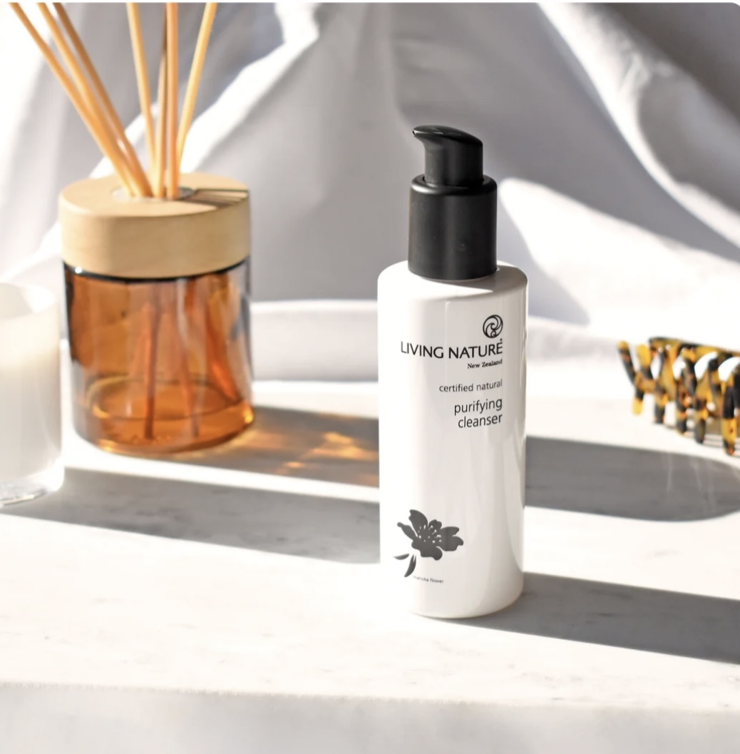 Living Nature Purifying Cleanser 保濕淨化潔面啫喱 120ml