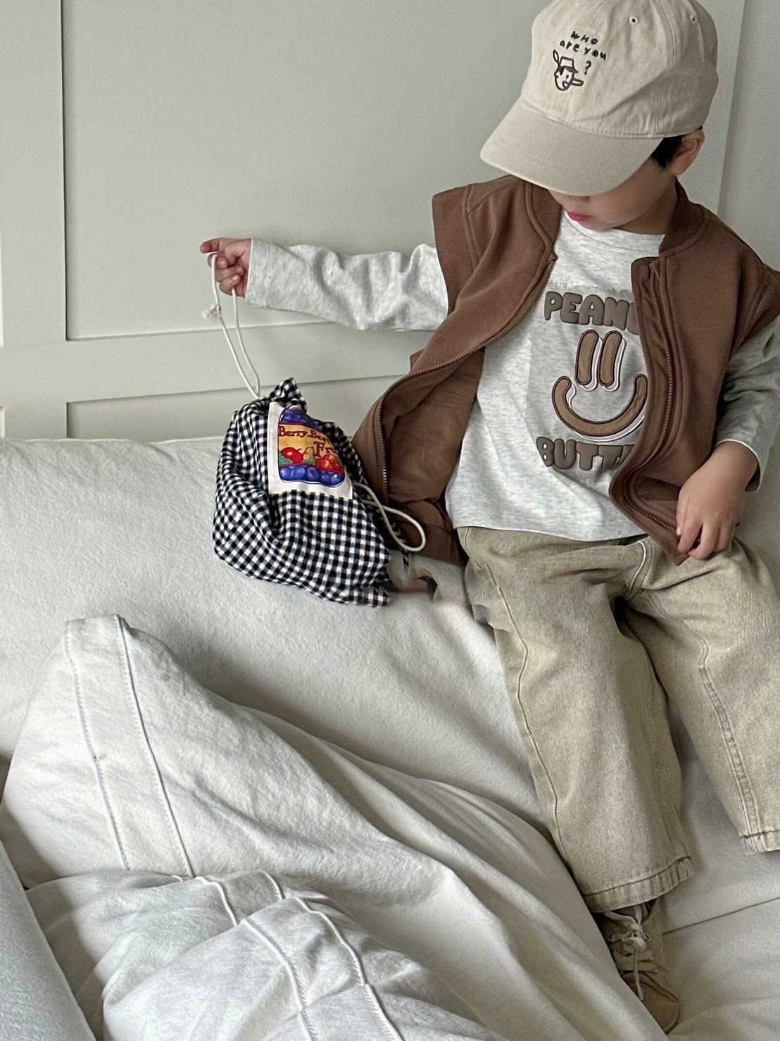 微笑刺繡長袖上衣