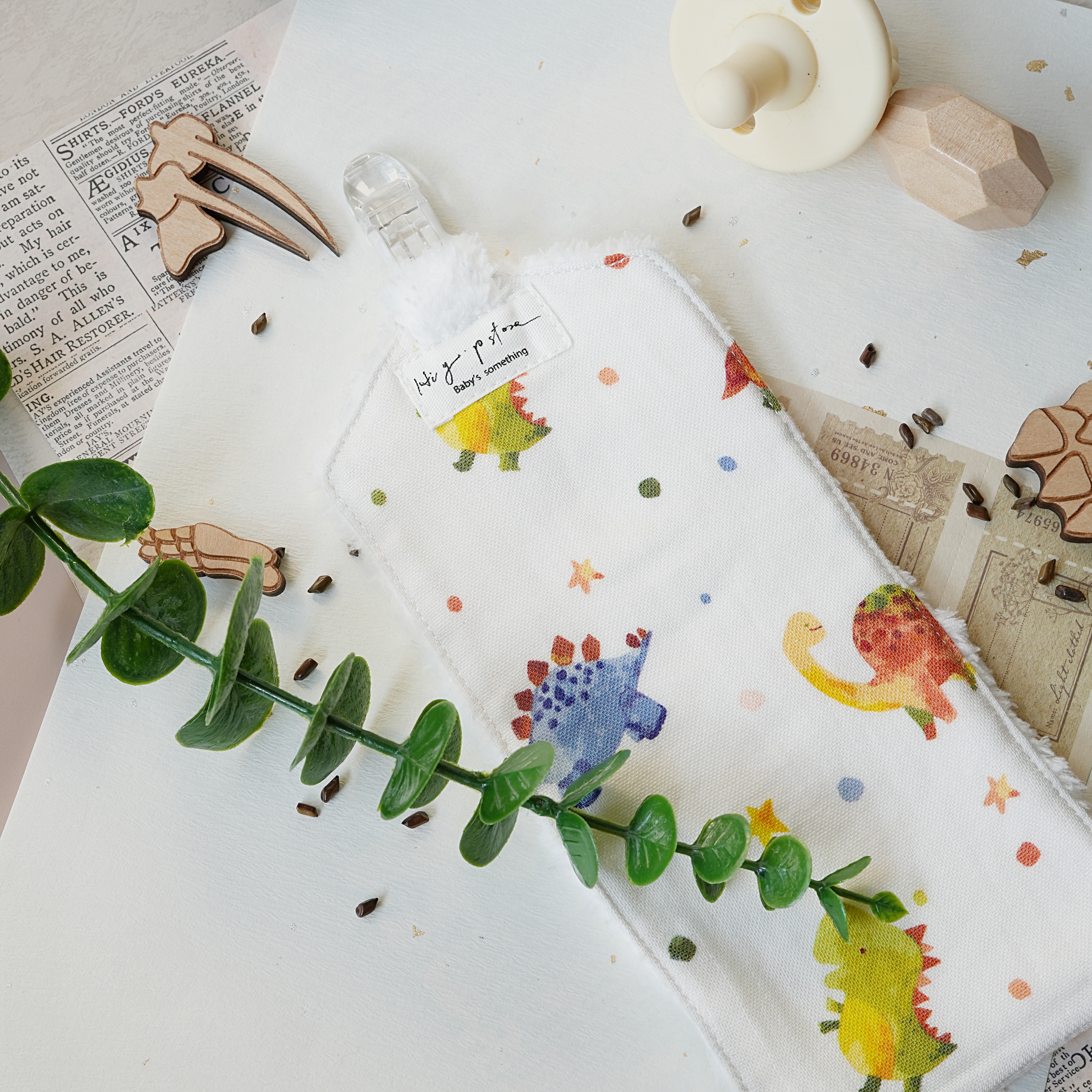 Hi Y.P store-手作手帕夾-獨家設計款-恐龍星球