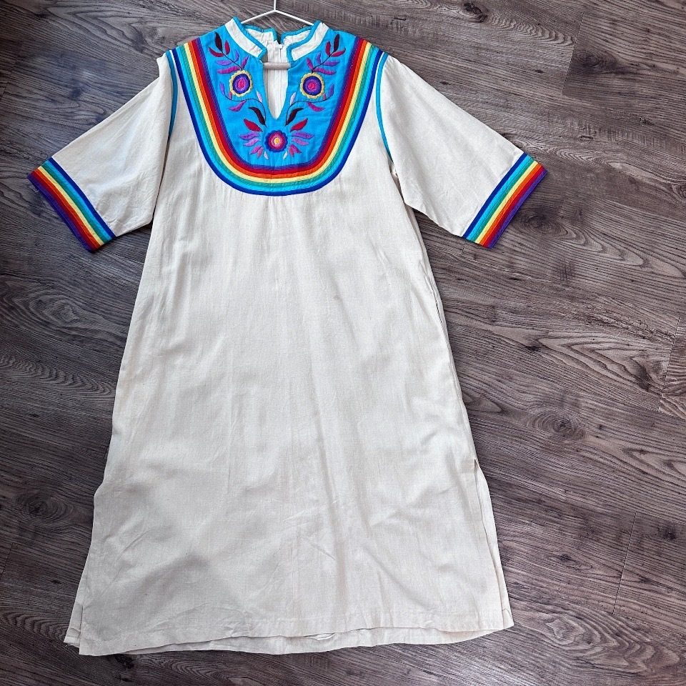 彩虹墨西哥刺繡連身裙