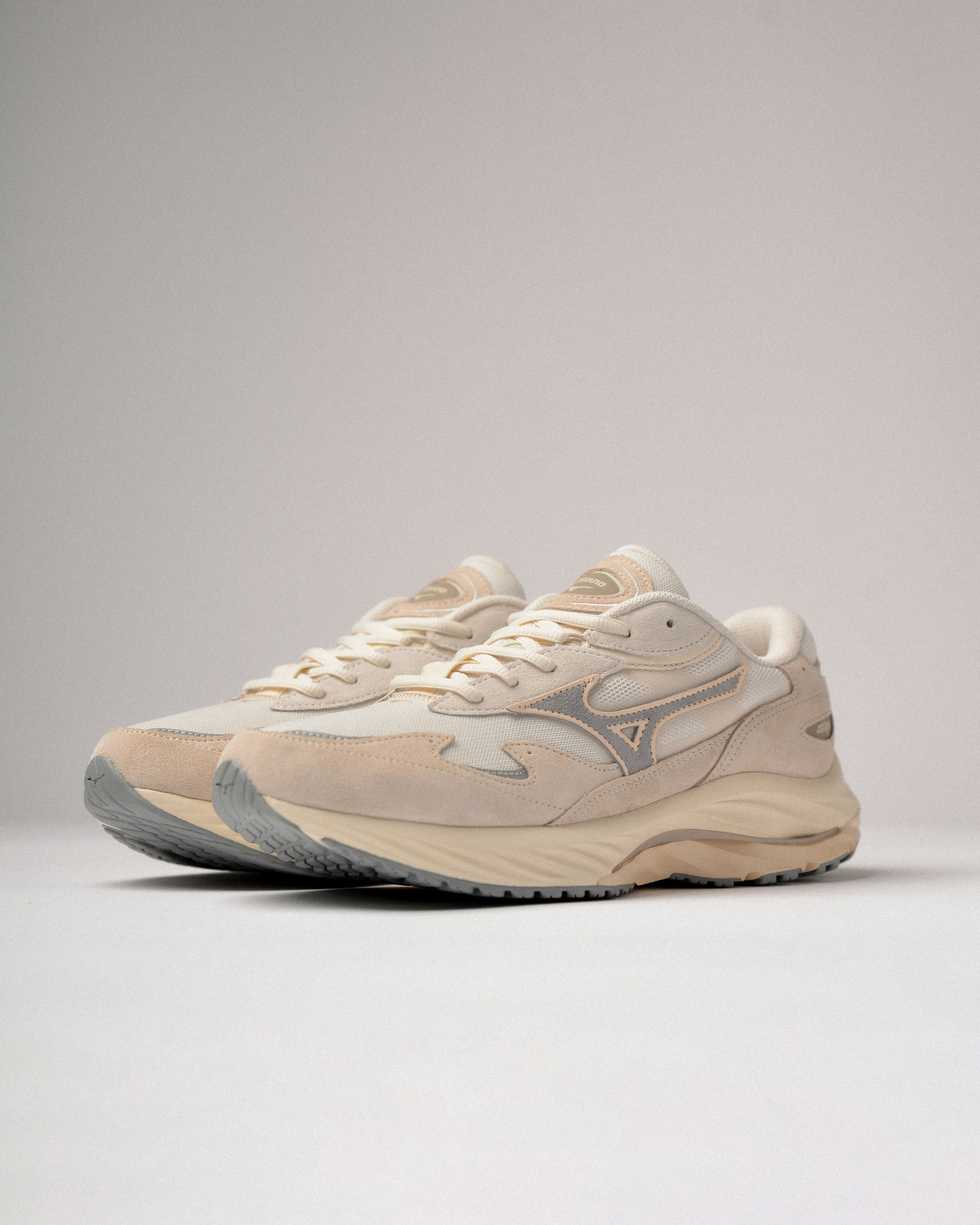 Mizuno｜休閒慢跑鞋 WAVE RIDER β "D1GA330909"