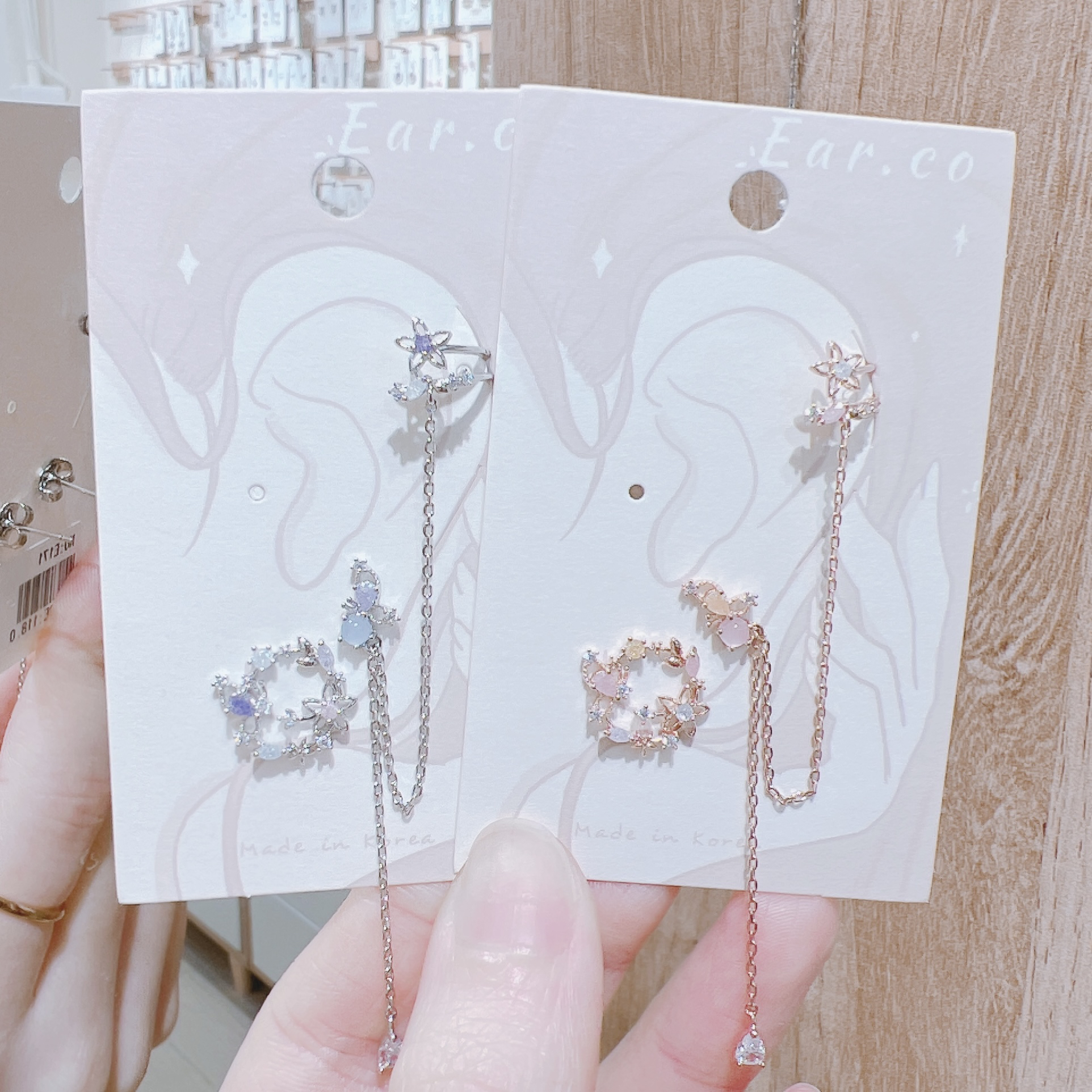 小蝴蝶連小花耳骨夾 [一套] #E171