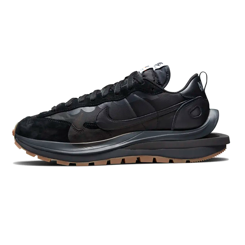 KTQ STORE ‧  Nike x sacai VaporWaffle 解構 黑 DD1875-001