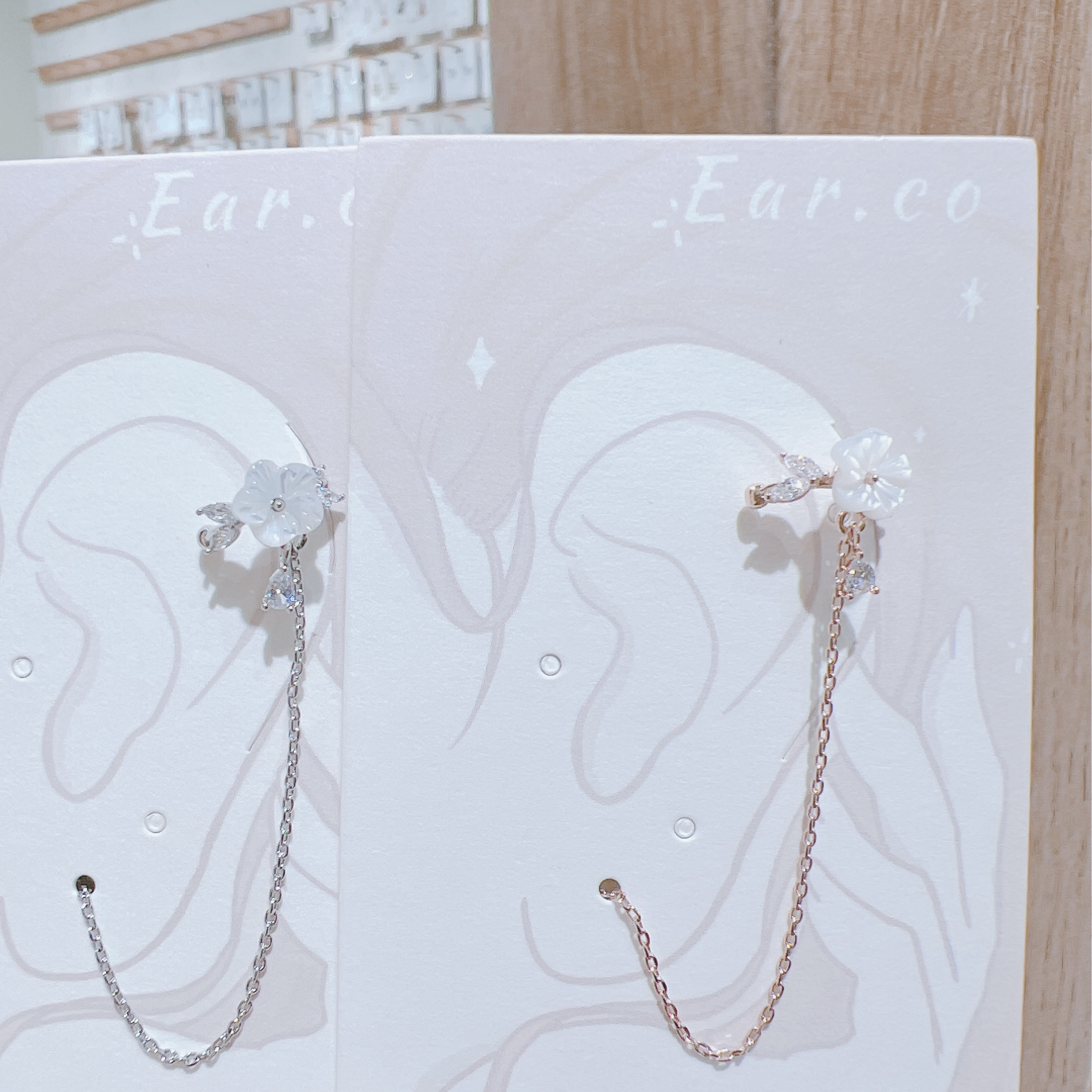 貝殼花花耳骨夾連耳線 [單支] #E150