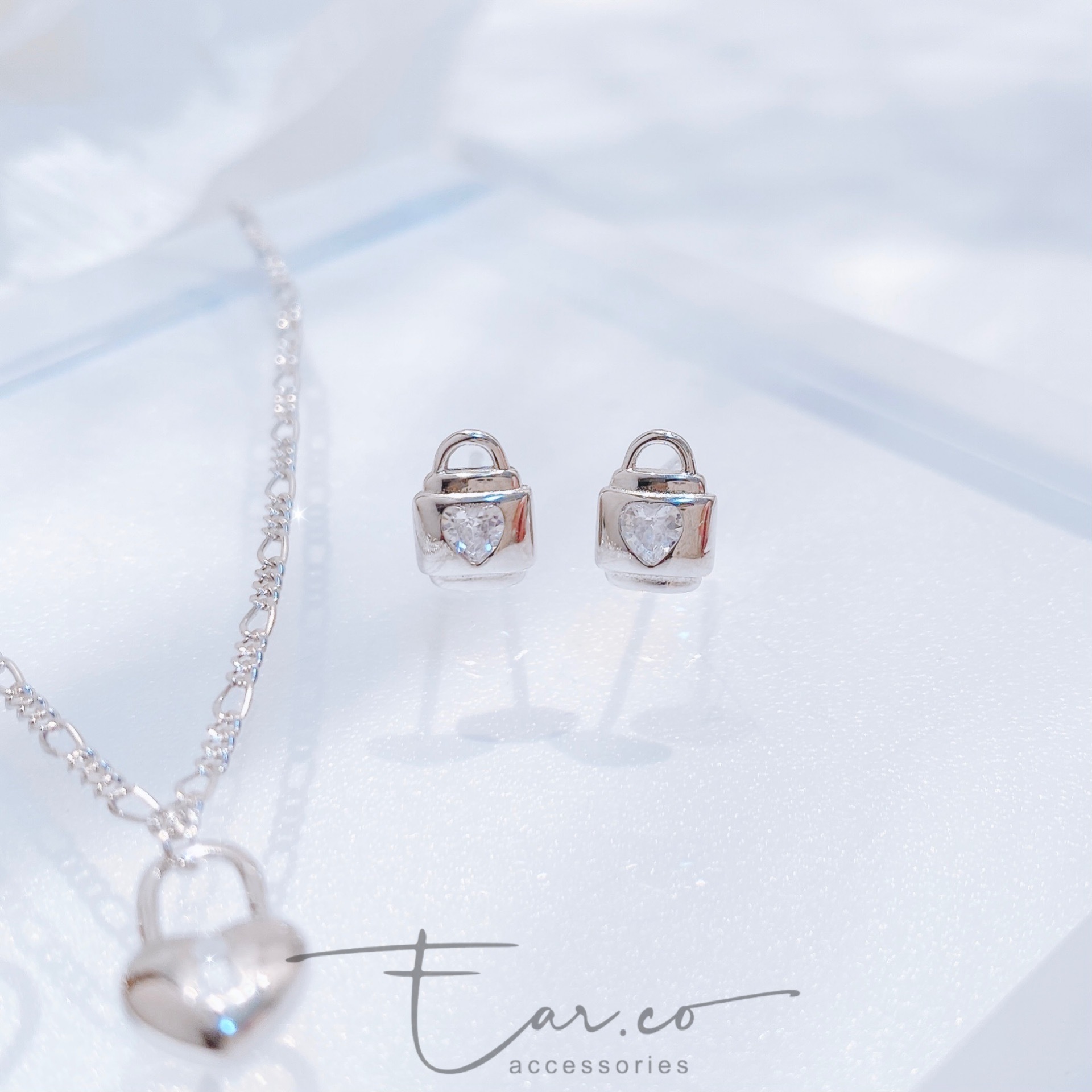 愛心鑽純銀小鎖頭耳環 #A877