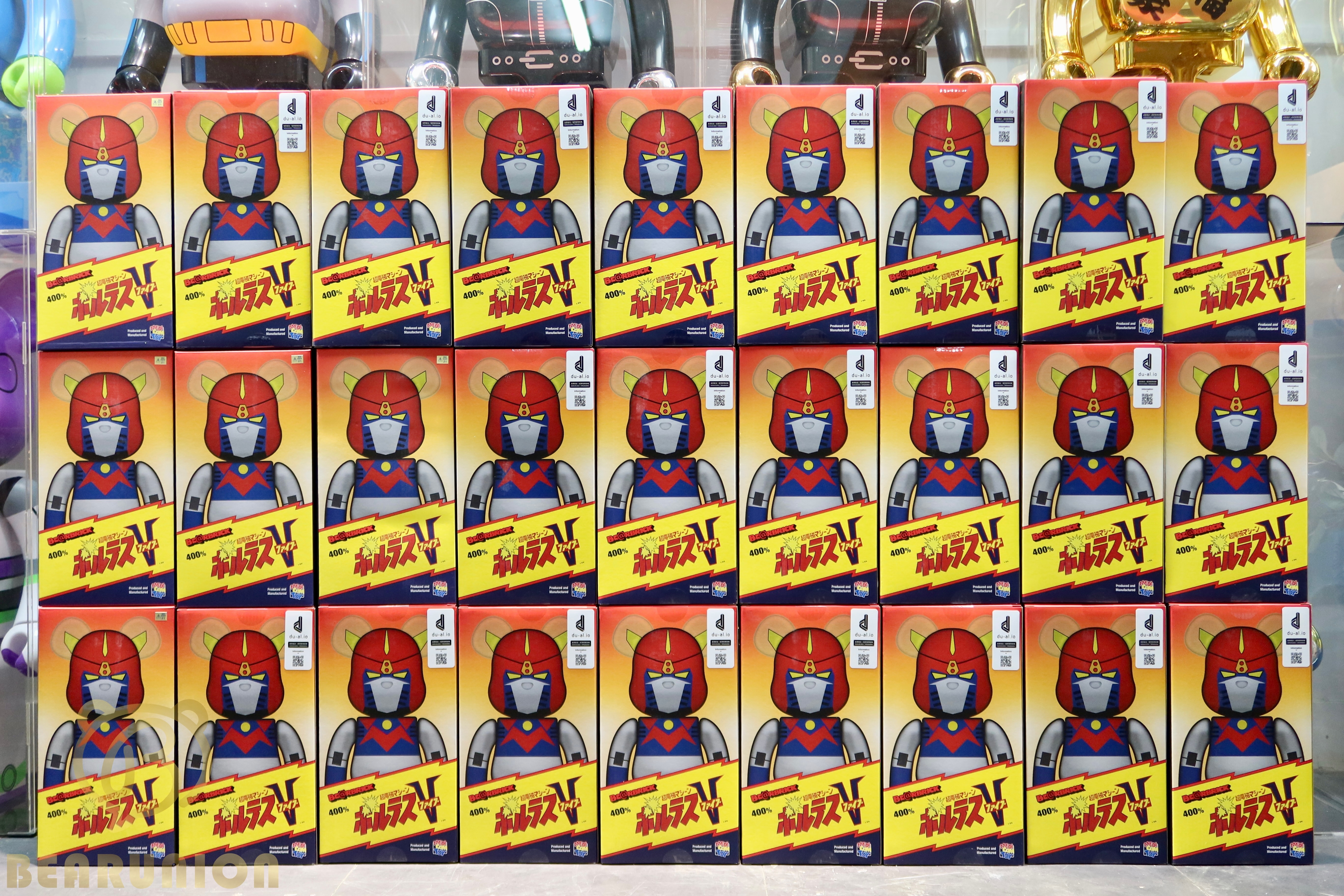 🥇現貨🥇Bearbrick 400% V型 電磁俠 超力熊