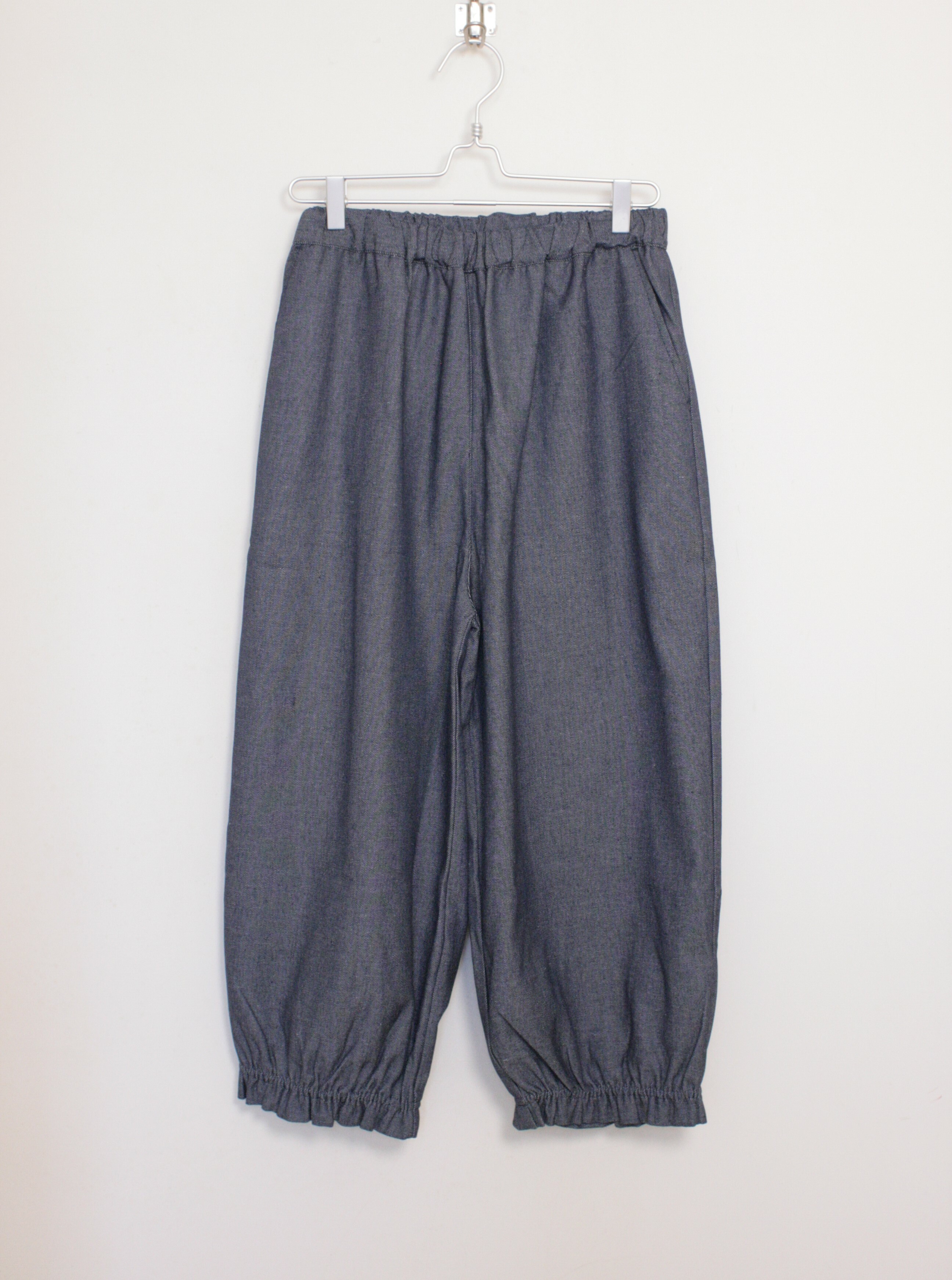 {Special Price} 荷葉邊牛仔布闊腳褲【日本直送】