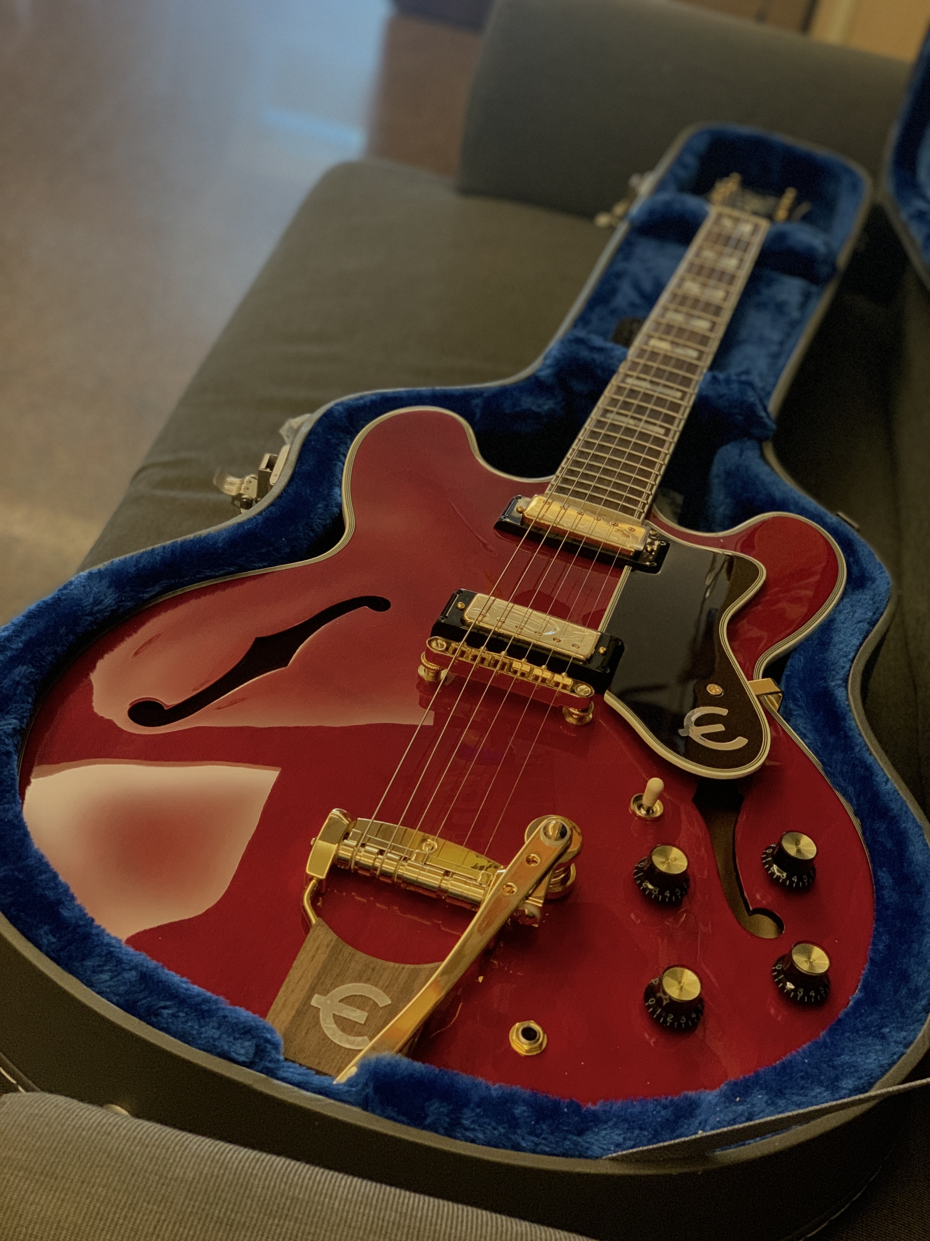 【限定款】Epiphone 150th Anniversary Sheraton Cherry 150週年 限定紀念琴 喜來登 半空心電吉他 櫻桃紅 小雙雙拾音器 復古彈簧搖座 附原廠硬盒