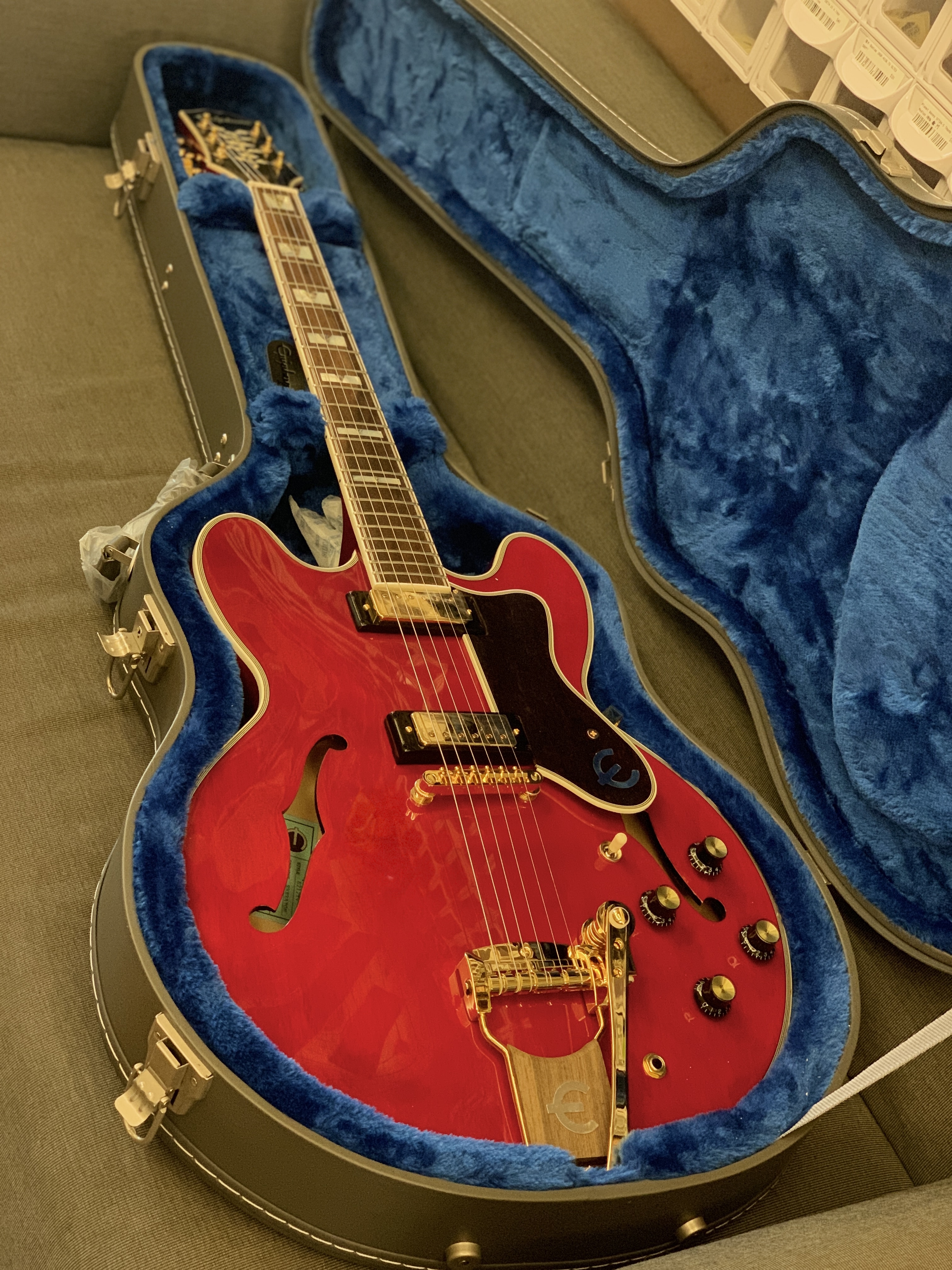 【限定款】Epiphone 150th Anniversary Sheraton Cherry 150週年 限定紀念琴 喜來登 半空心電吉他 櫻桃紅 小雙雙拾音器 復古彈簧搖座 附原廠硬盒
