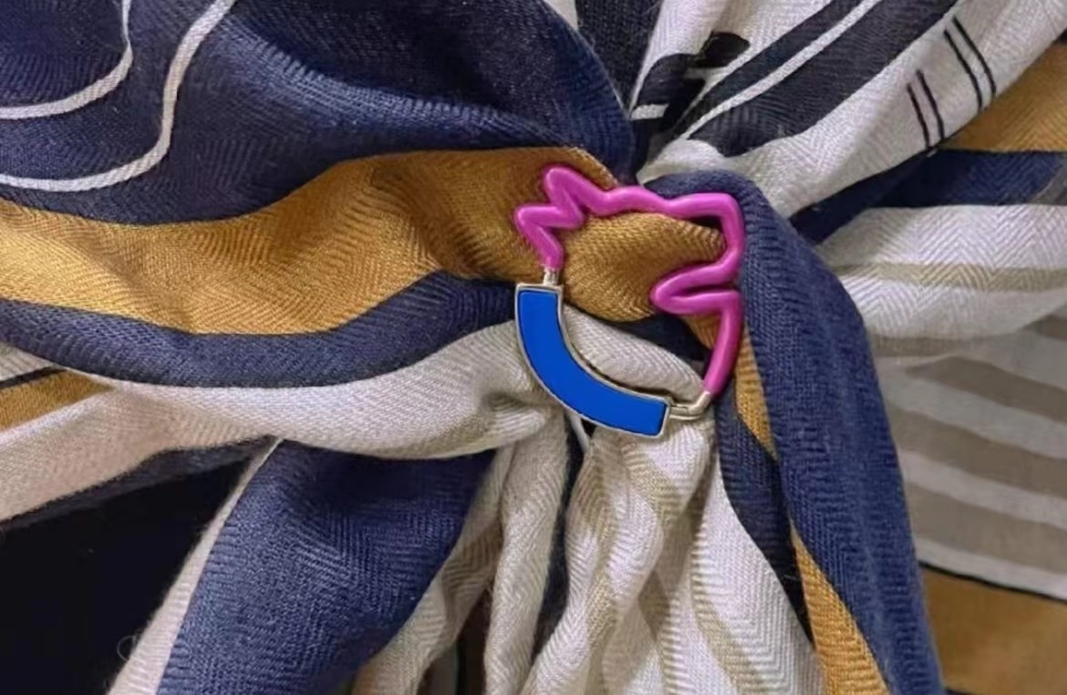 Hermes 馬馬絲巾扣 -M