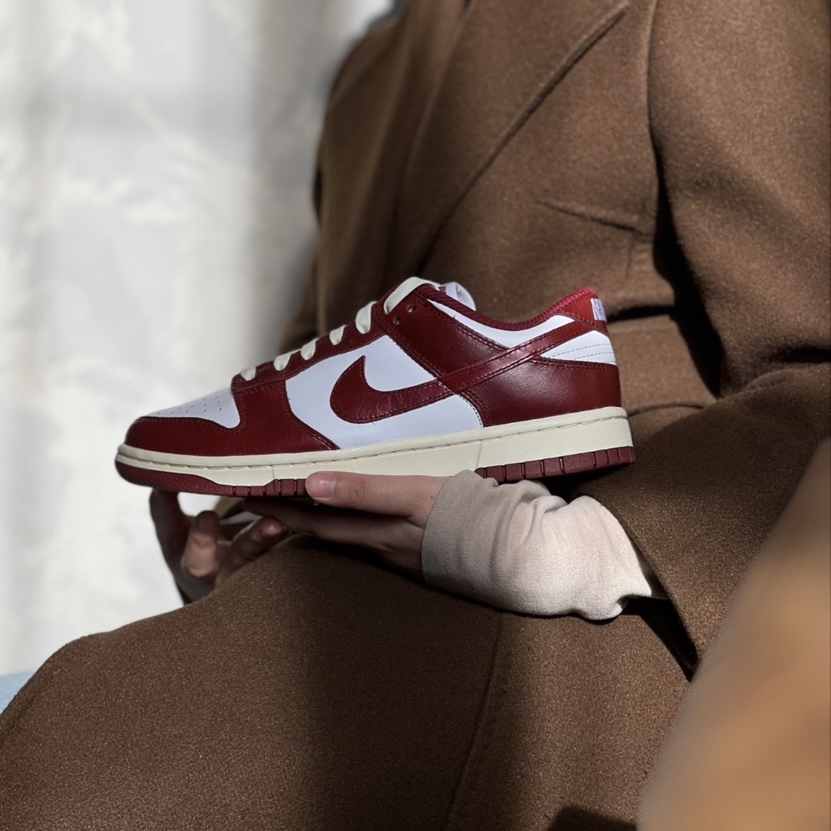 KTQ STORE ‧  ΝΙΚЕ DUΝΚ Low PRM Team Red 復古 女款 復古紅白 FJ4555-100