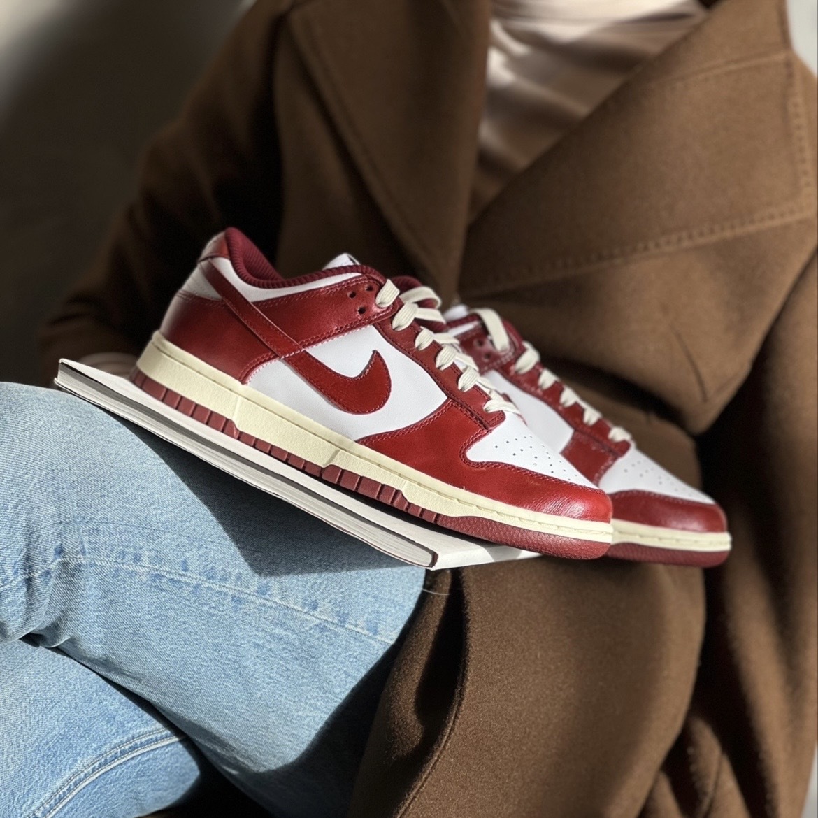 KTQ STORE ‧  ΝΙΚЕ DUΝΚ Low PRM Team Red 復古 女款 復古紅白 FJ4555-100