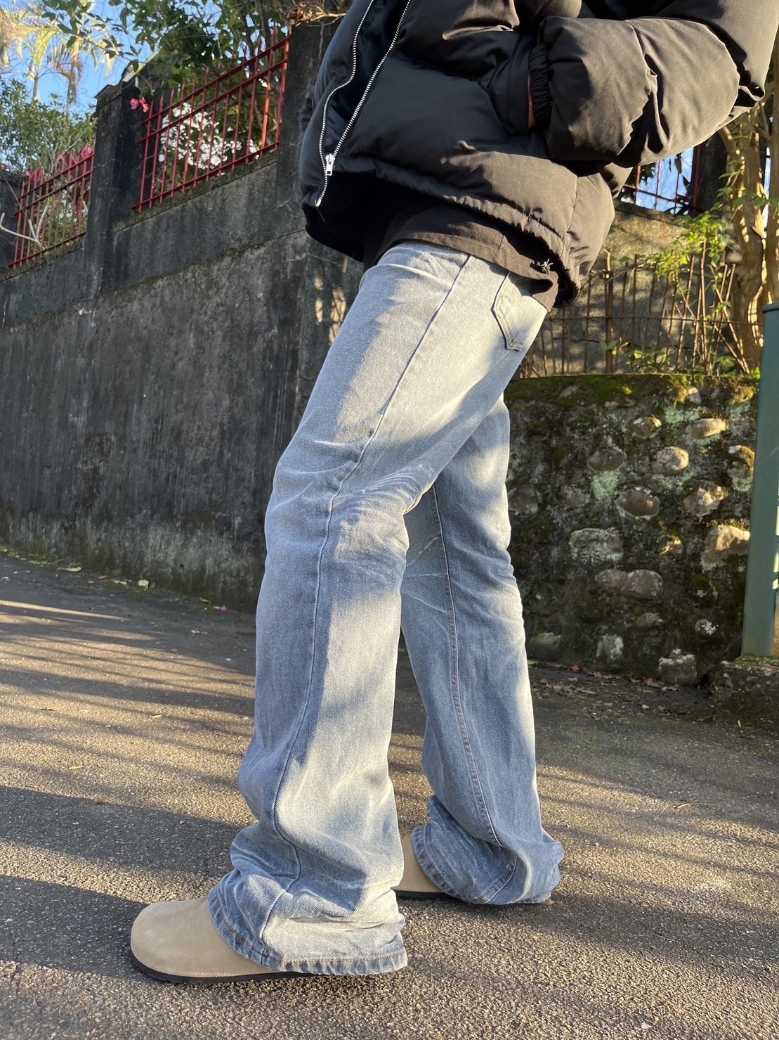 現貨🇰🇷韓國 海洋波紋 刀割 微喇牛仔褲