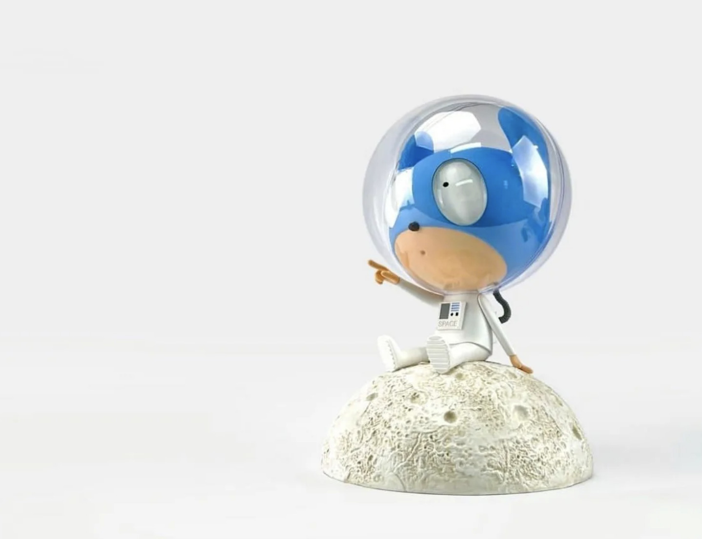 Edgar Plans My Little Martain Sculpture 小小火星人