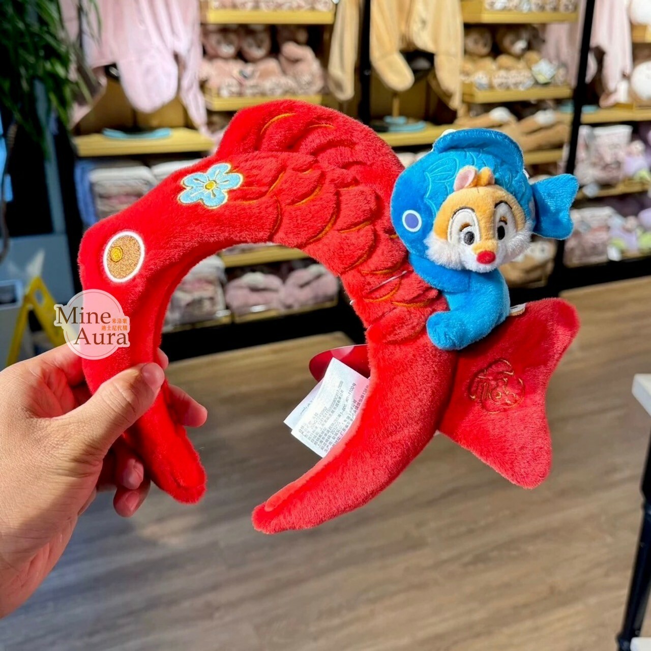 (限時特價) 2024 新春限定 紅鼻 蒂蒂 Dale 錦鯉造型 絨毛 髮圈 髮箍 奇奇蒂蒂 Chip 'n Dale -上海迪士尼樂園