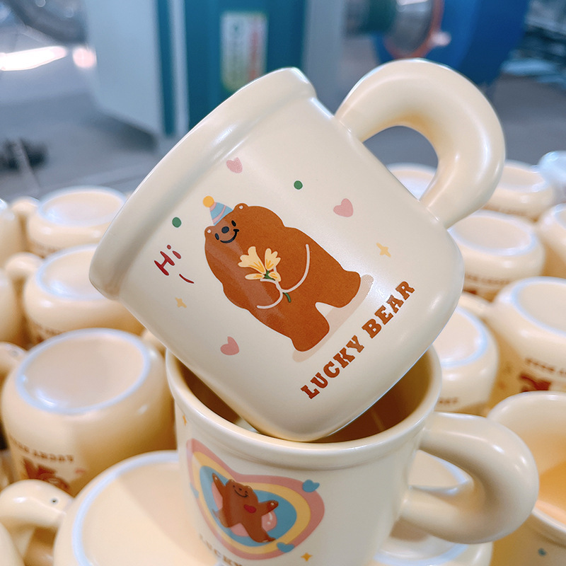 《3586》ins卡通小熊胖胖手柄陶瓷馬克杯350ML