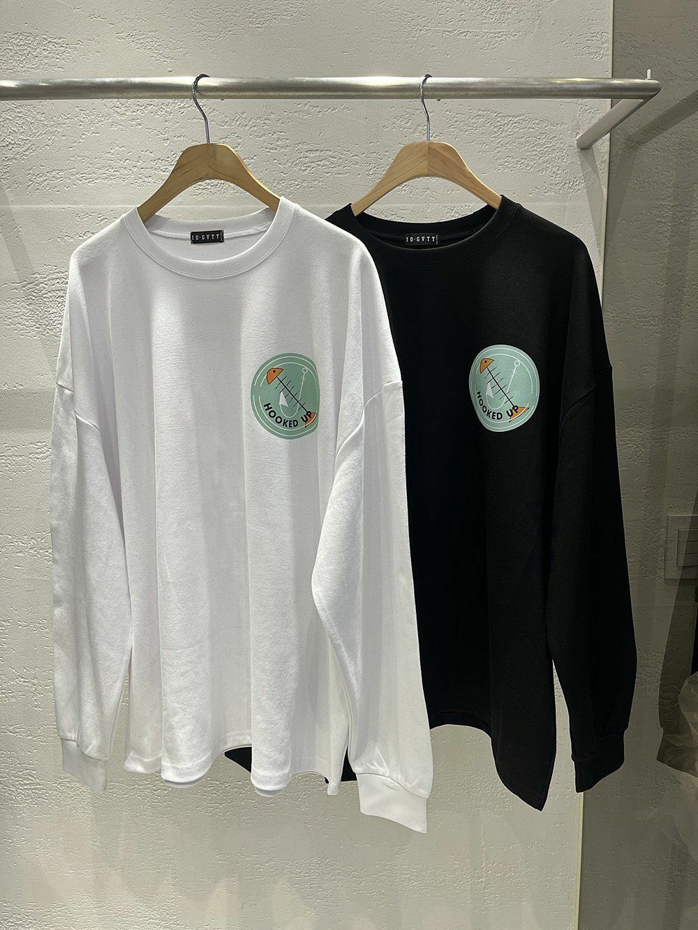 英文字圖案長袖衫 10.GVTY-0081T