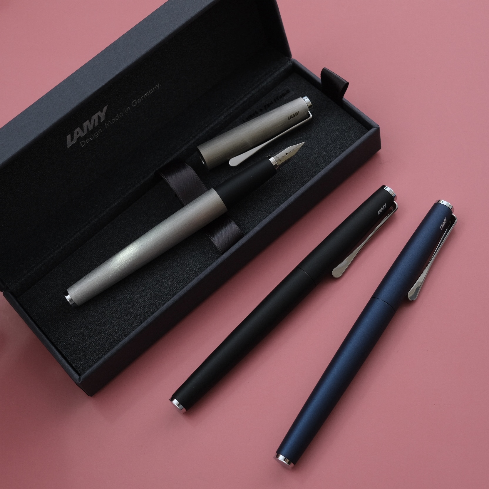 Studio系列 皇家藍 / 銀色 鋼筆｜Lamy 德國