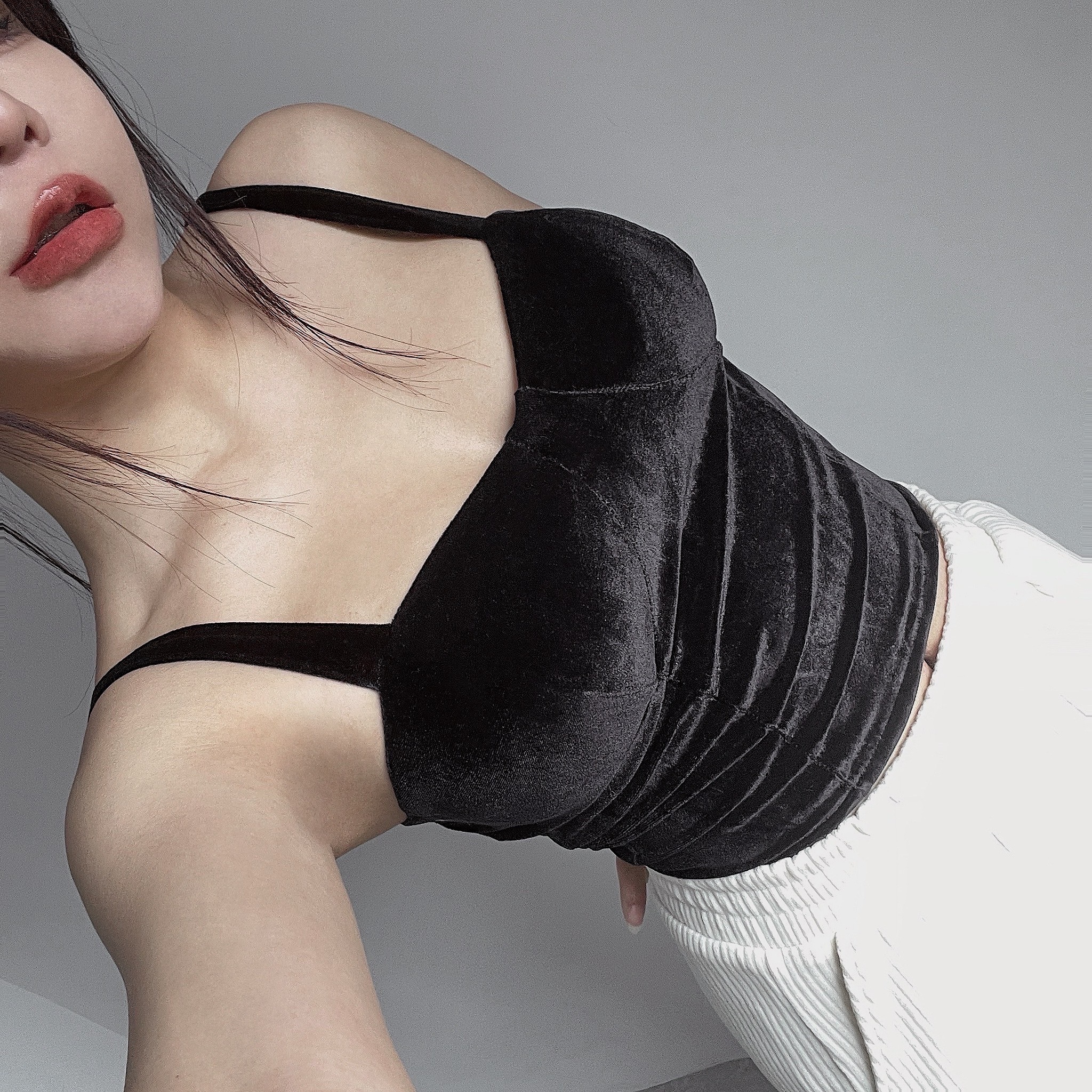 𝐂𝐇𝐔-𝐌𝐀𝐃𝐄｜Bare Back Top BT-01 美背假連體上衣 (05.04 Drop)