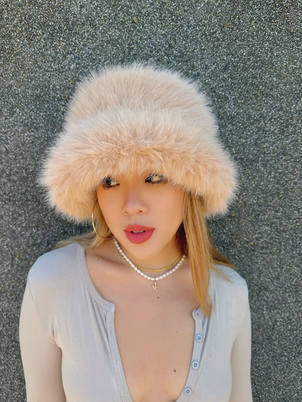 毛毛駝色漁夫帽