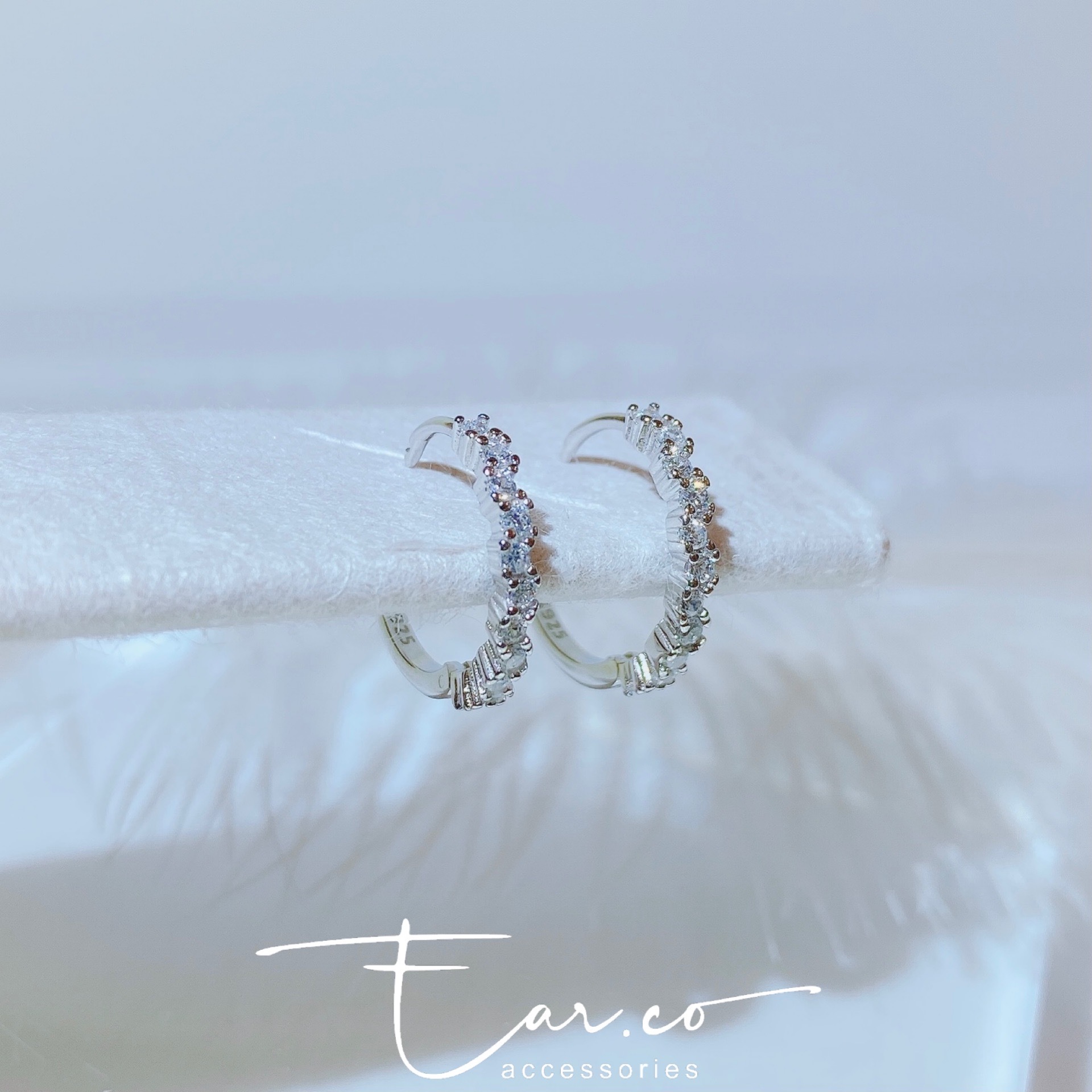 小波浪一排閃石純銀耳圈 [睡覺不用脫! ] #A748