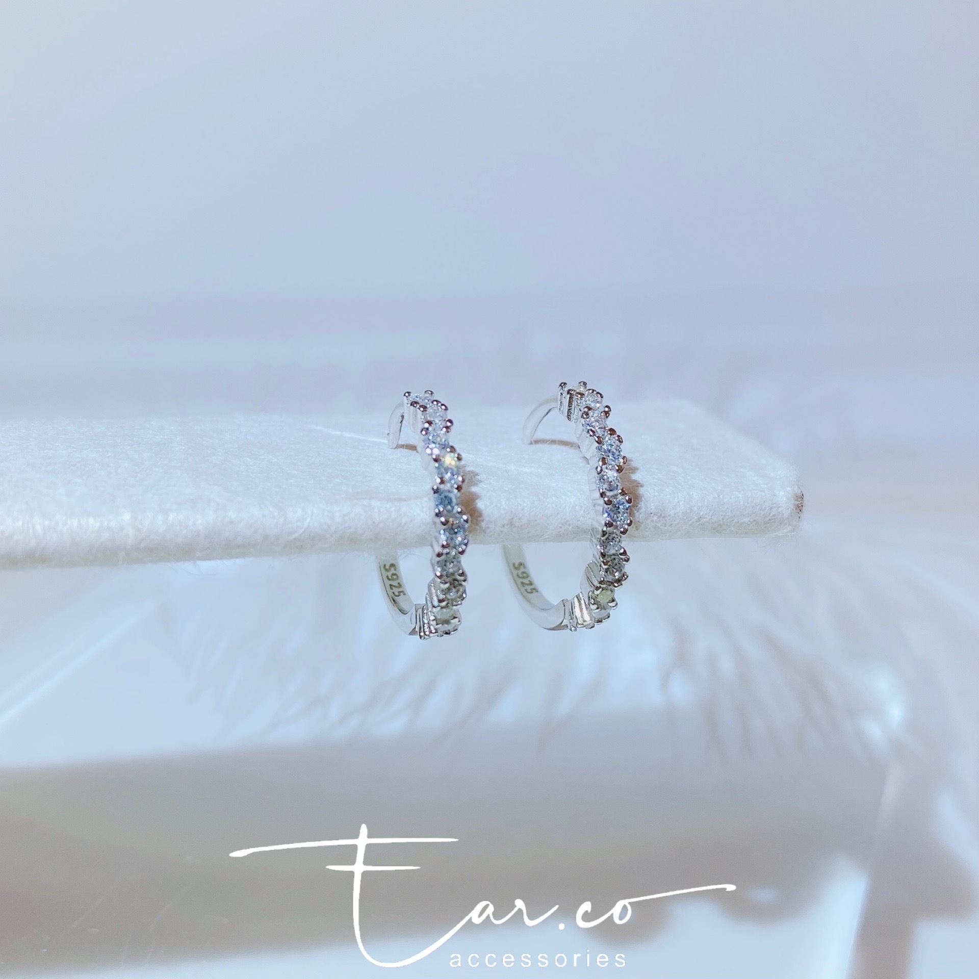 小波浪一排閃石純銀耳圈 [睡覺不用脫! ] #A748