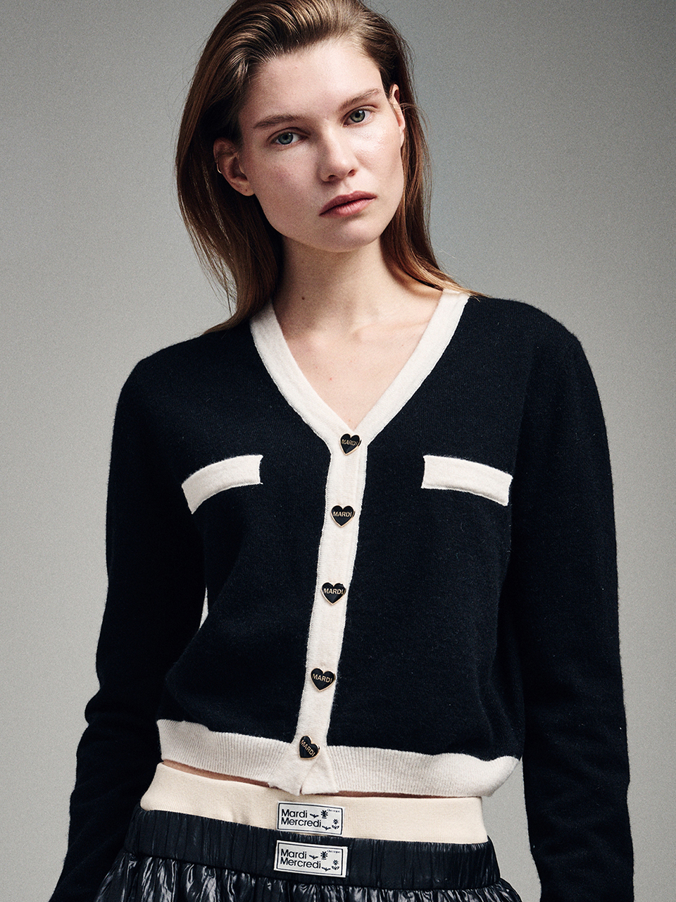 Mardi Mercredi CASHMERE BLENDED CARDIGAN HEART BUTTON