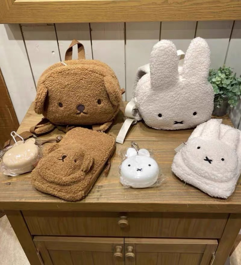 🐰🐻日單 𝗠𝗶𝗳𝗳𝘆 & 𝗕𝗼𝗿𝗶𝘀 羔羊毛背包/斜孭袋