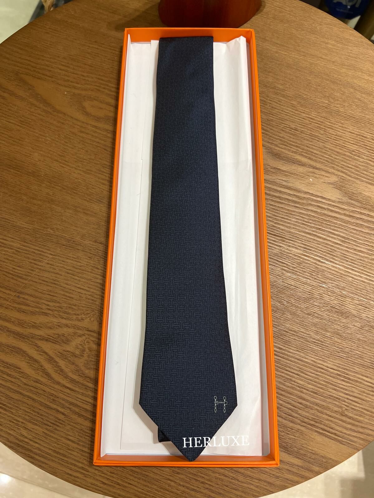 Tie