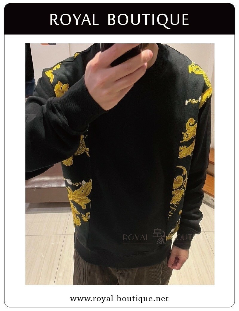 VERSACE  兩側直列巴洛克圖騰大學T