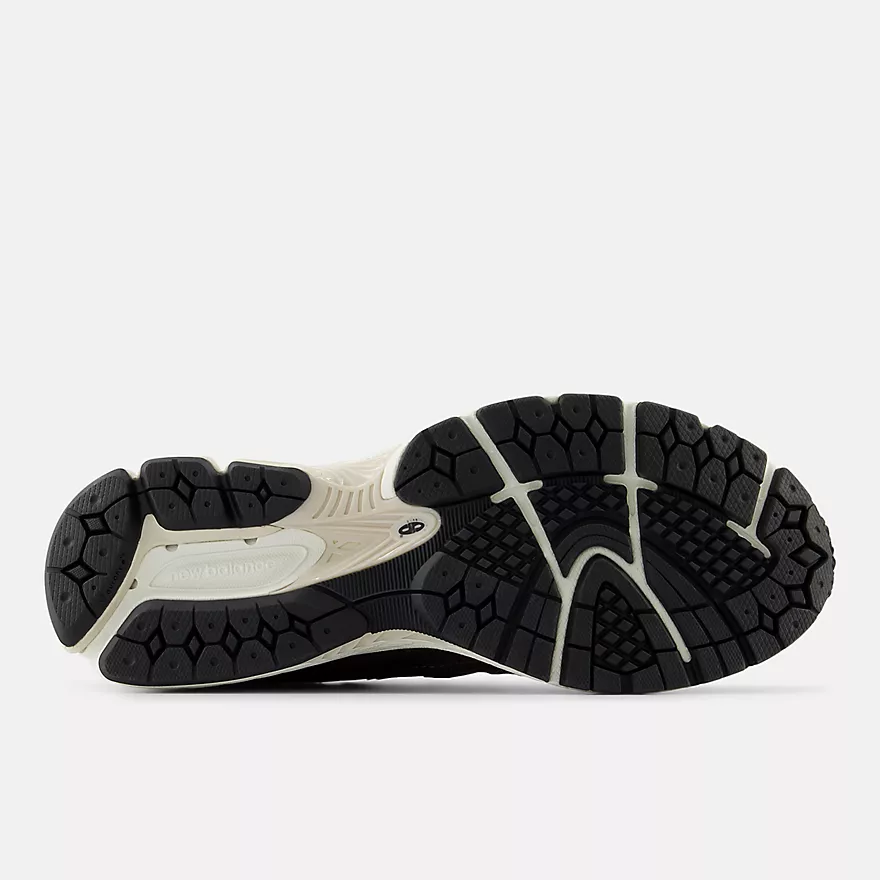 NEW BALANCE M2002R GORE-TEX (BROWN)  深棕 復古 男女款 M2002RXQ [台灣現貨]