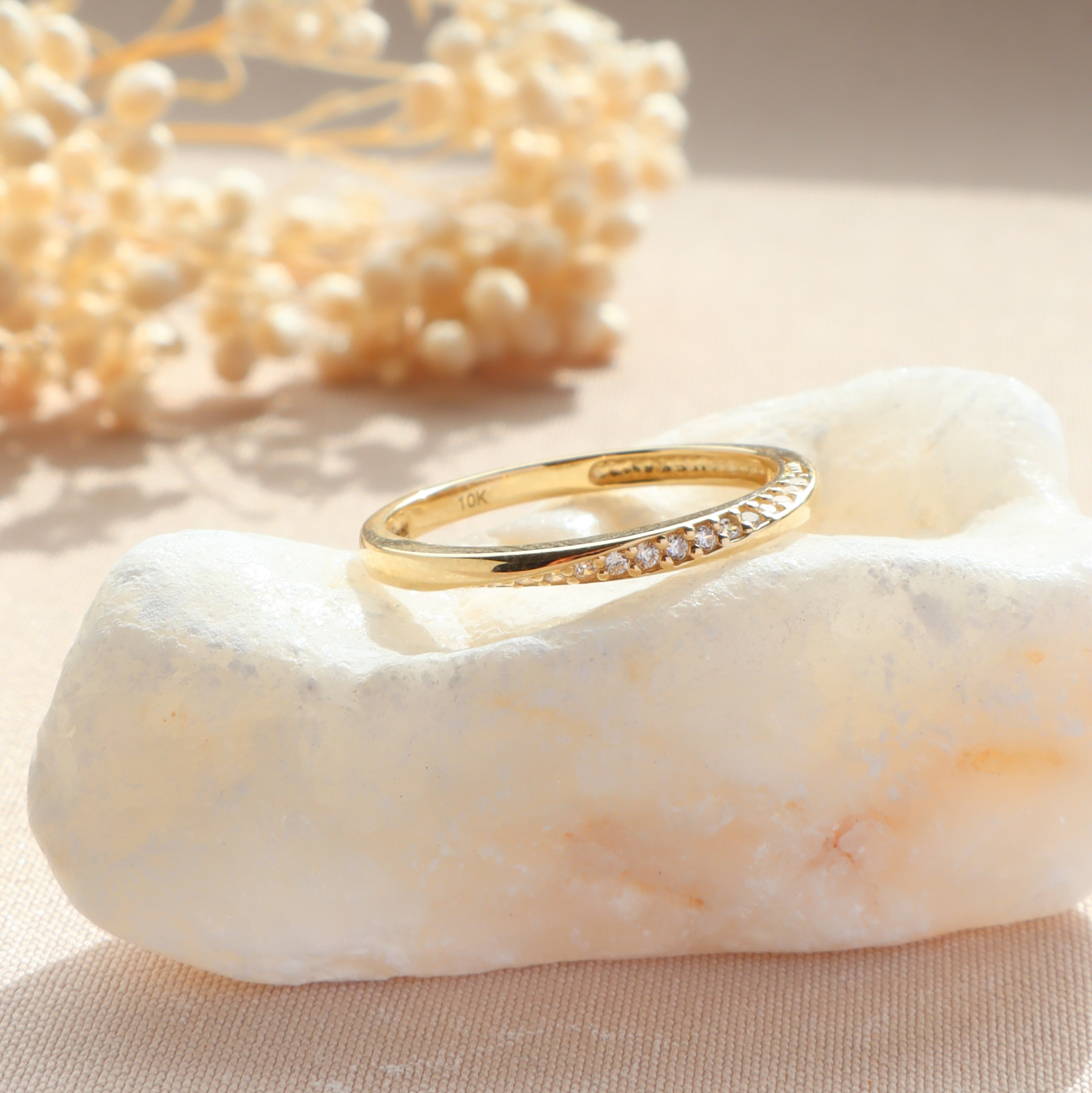 10K/經典扭轉排鑽戒指