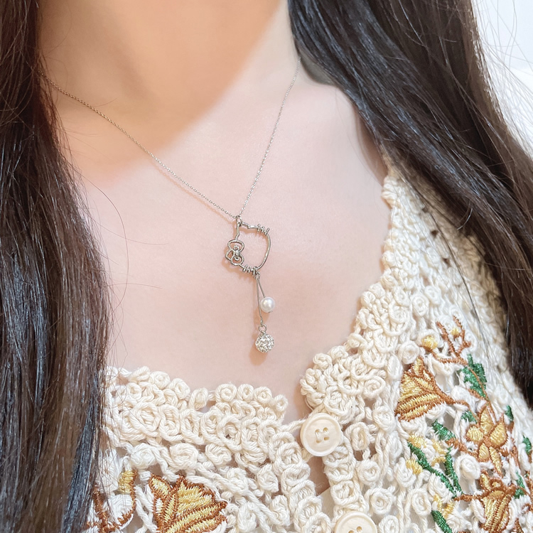 23037-KT Sanrio Hello Kitty x Lucy 頸鍊 #SE23 銀色