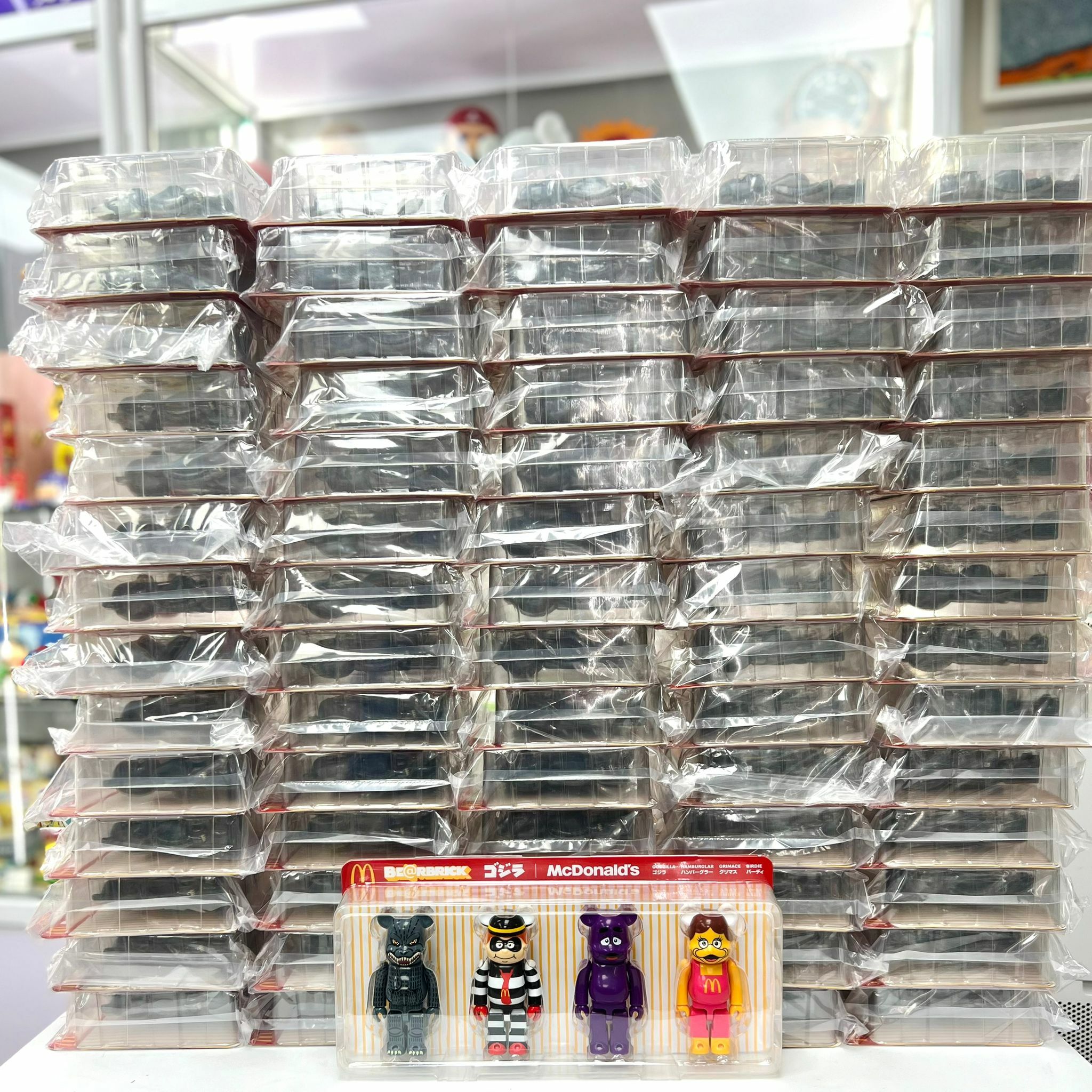 (Set Of 4) BE@RBRICK 150％ 哥斯拉VS麥當勞 Godzilla vs Mcdonalds