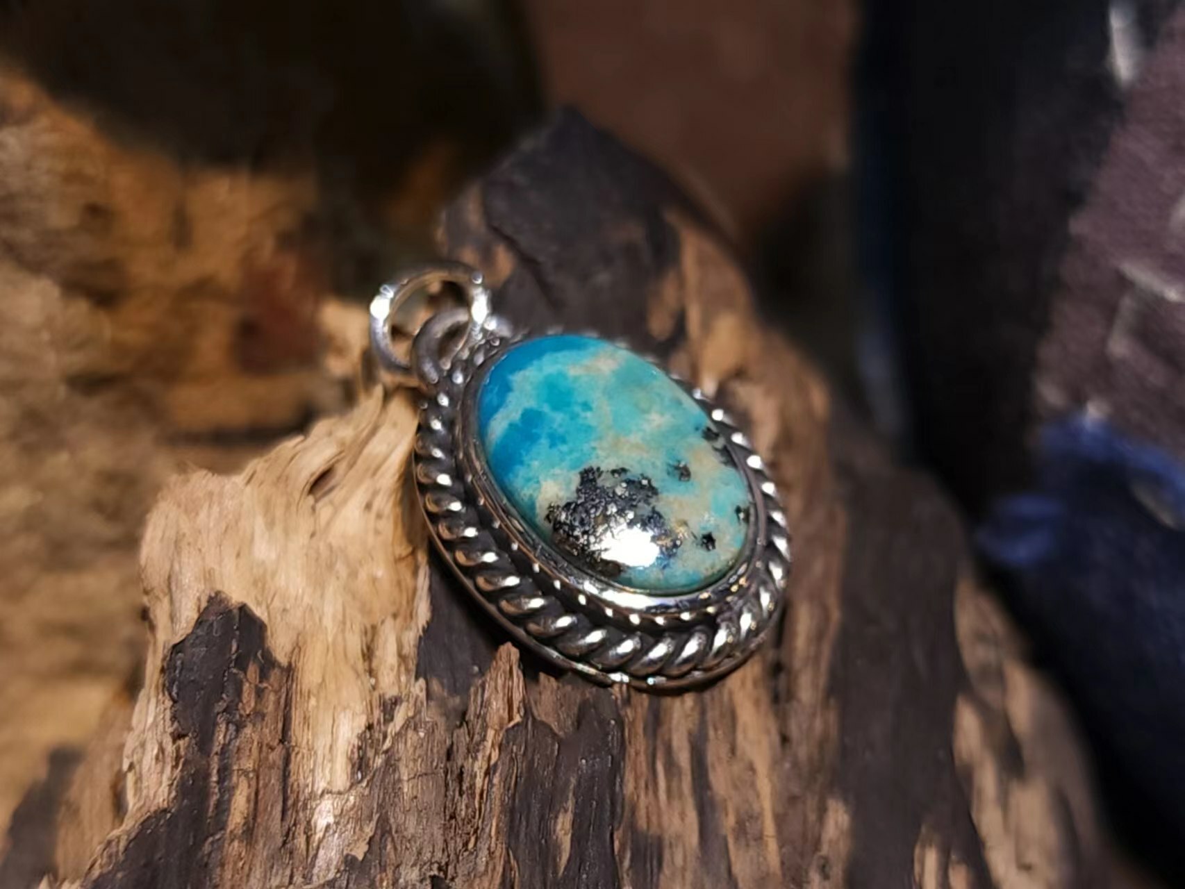 Black Venom Jewelry- Freedom & Prayer Nacozari 銀繩松石吊墜