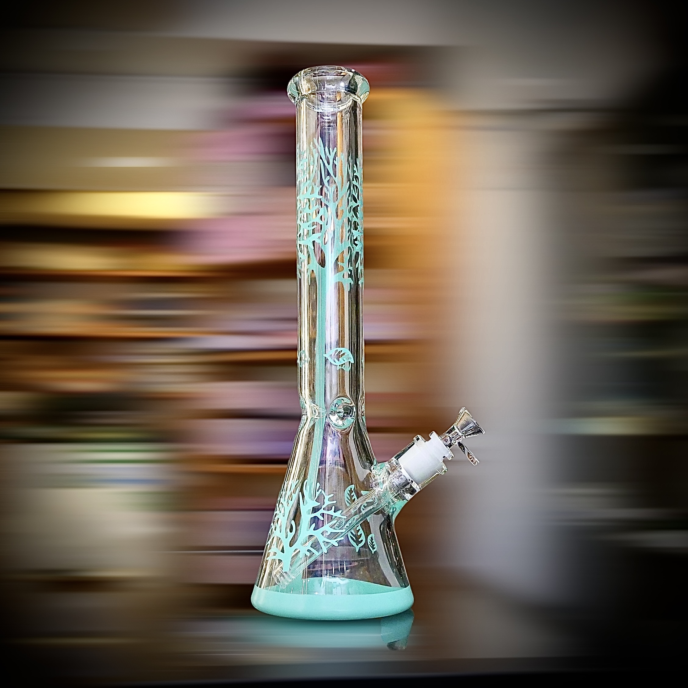 LARGE BEAKER WATER PIPE 593