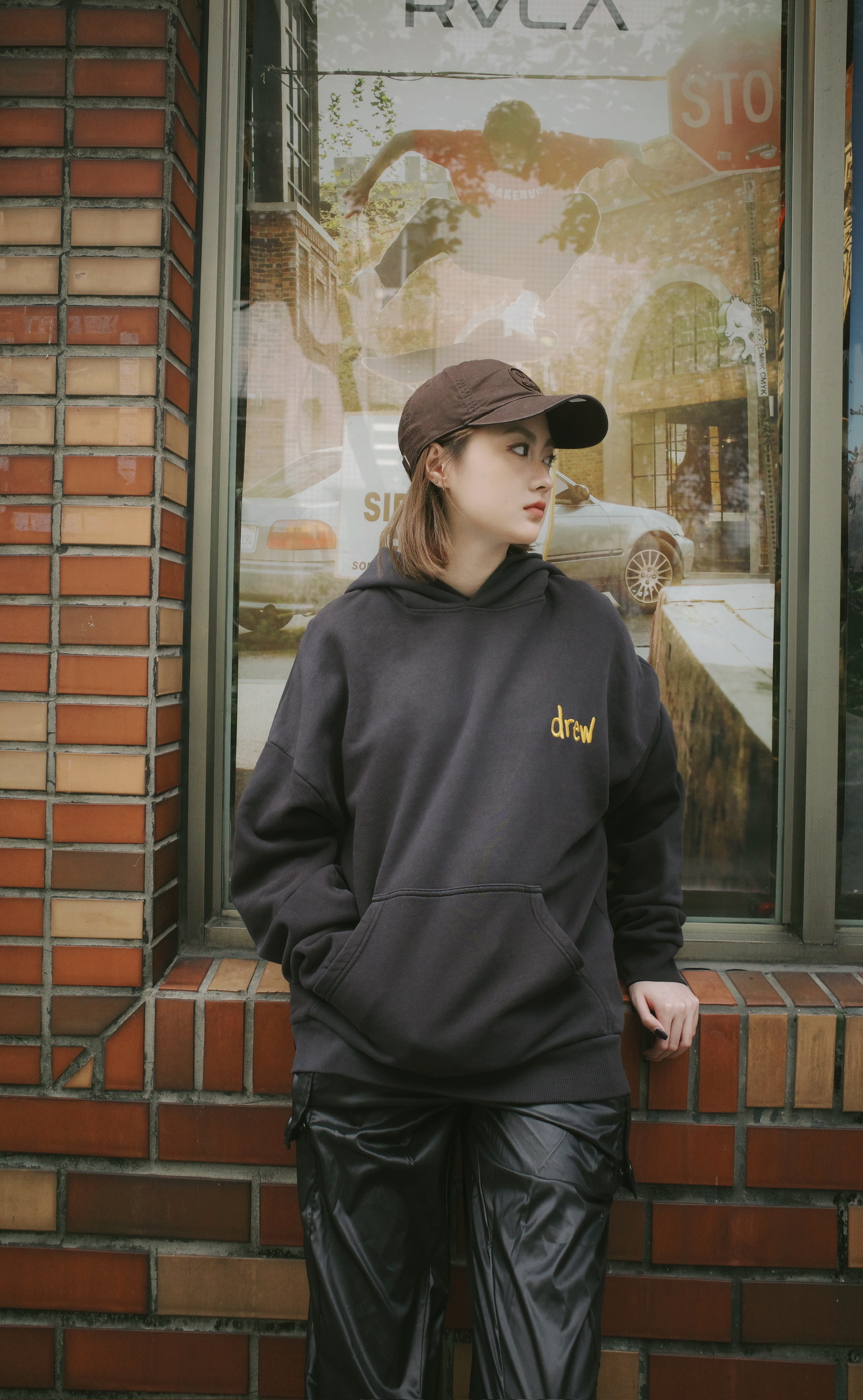 <快速出貨>Drew house 刺繡小LOGO 水洗帽T 黑色