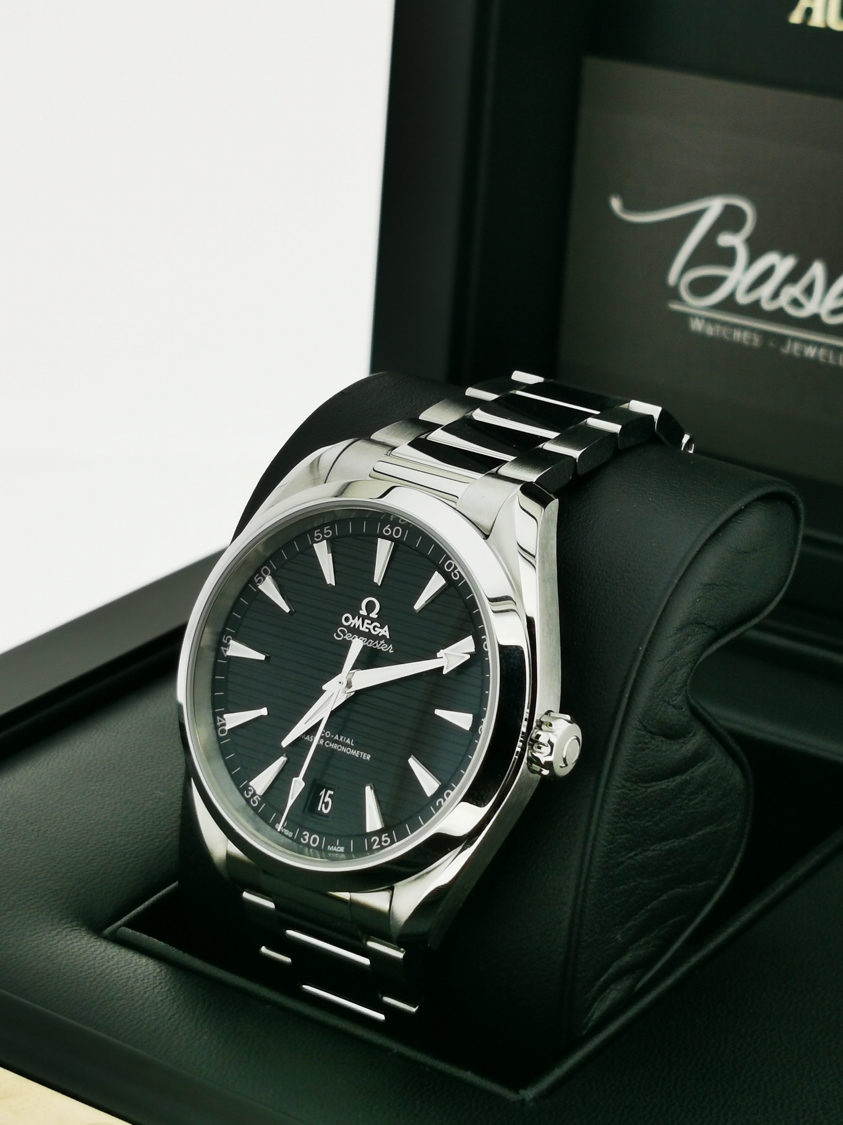 BRAND NEW OMEGA 220.10.41.21.01.001 22010412101001 BLACK DIAL AQUA TERRA 150M CO‑AXIAL MASTER CHRONOMETER 41 MM