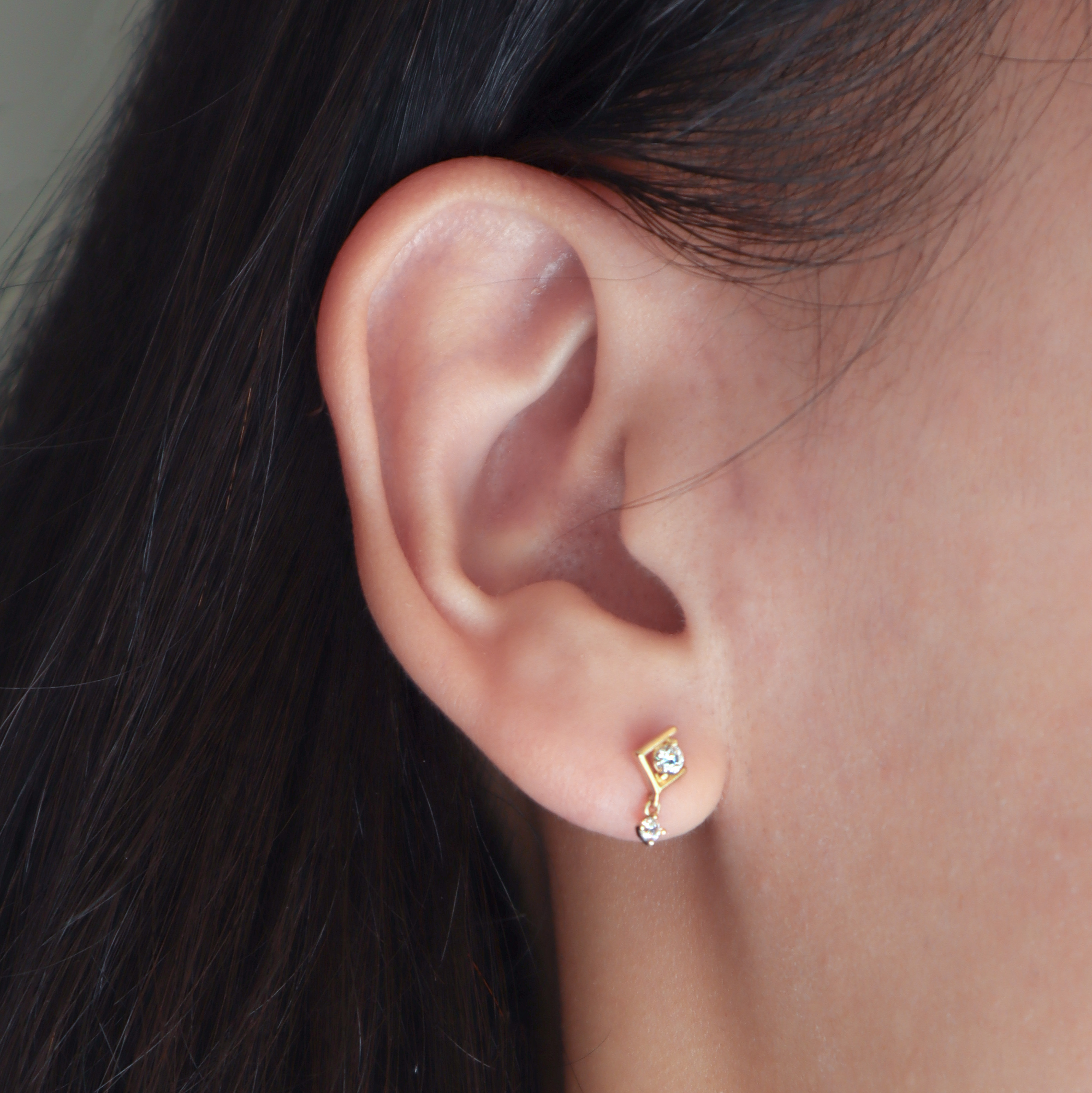 10K/閃鑽小方格耳環