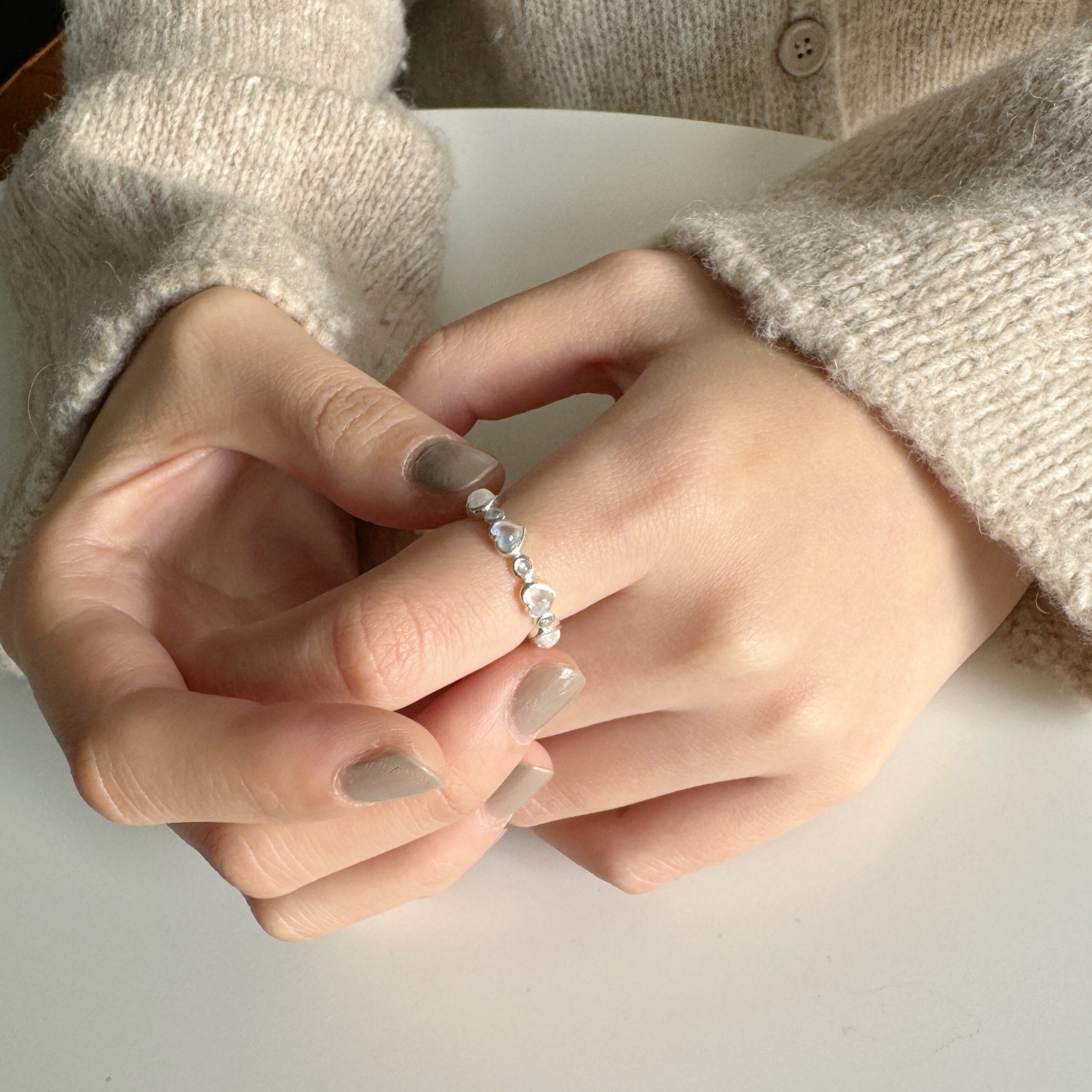 整圈QQ heart月光拉長石戒指