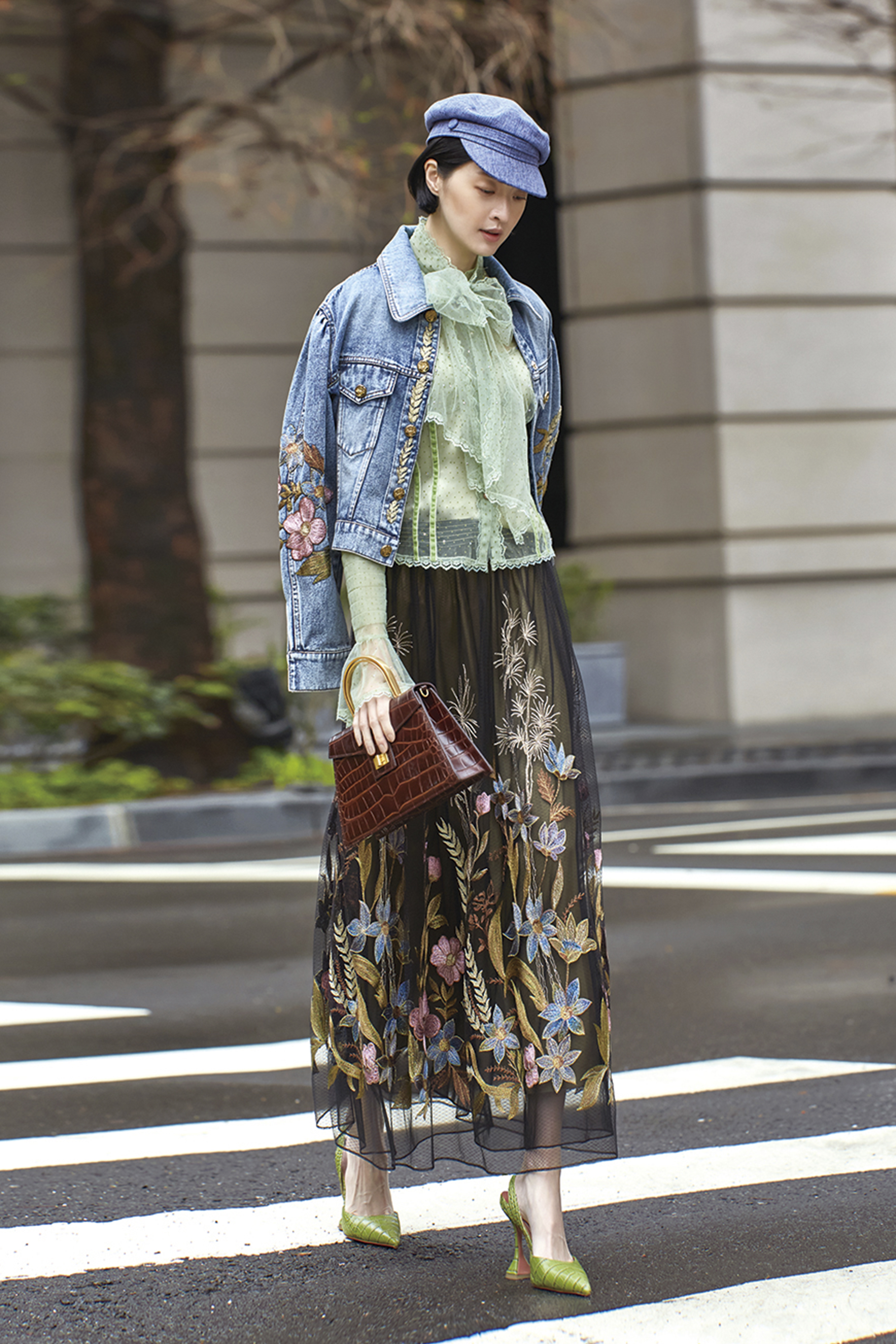 BC15016C1 古埃及藝術家金色紙莎草刺繡長裙