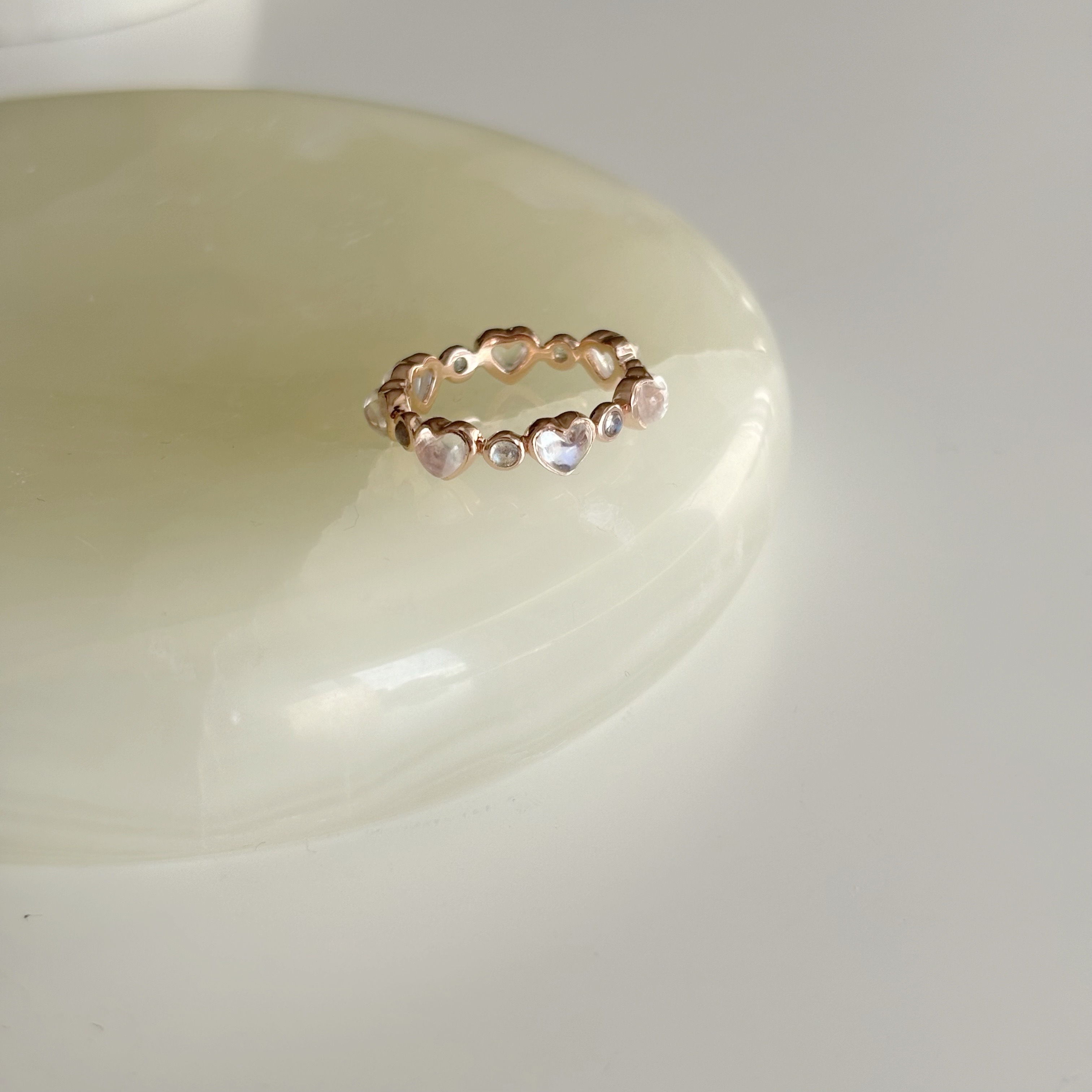 整圈QQ heart月光拉長石戒指