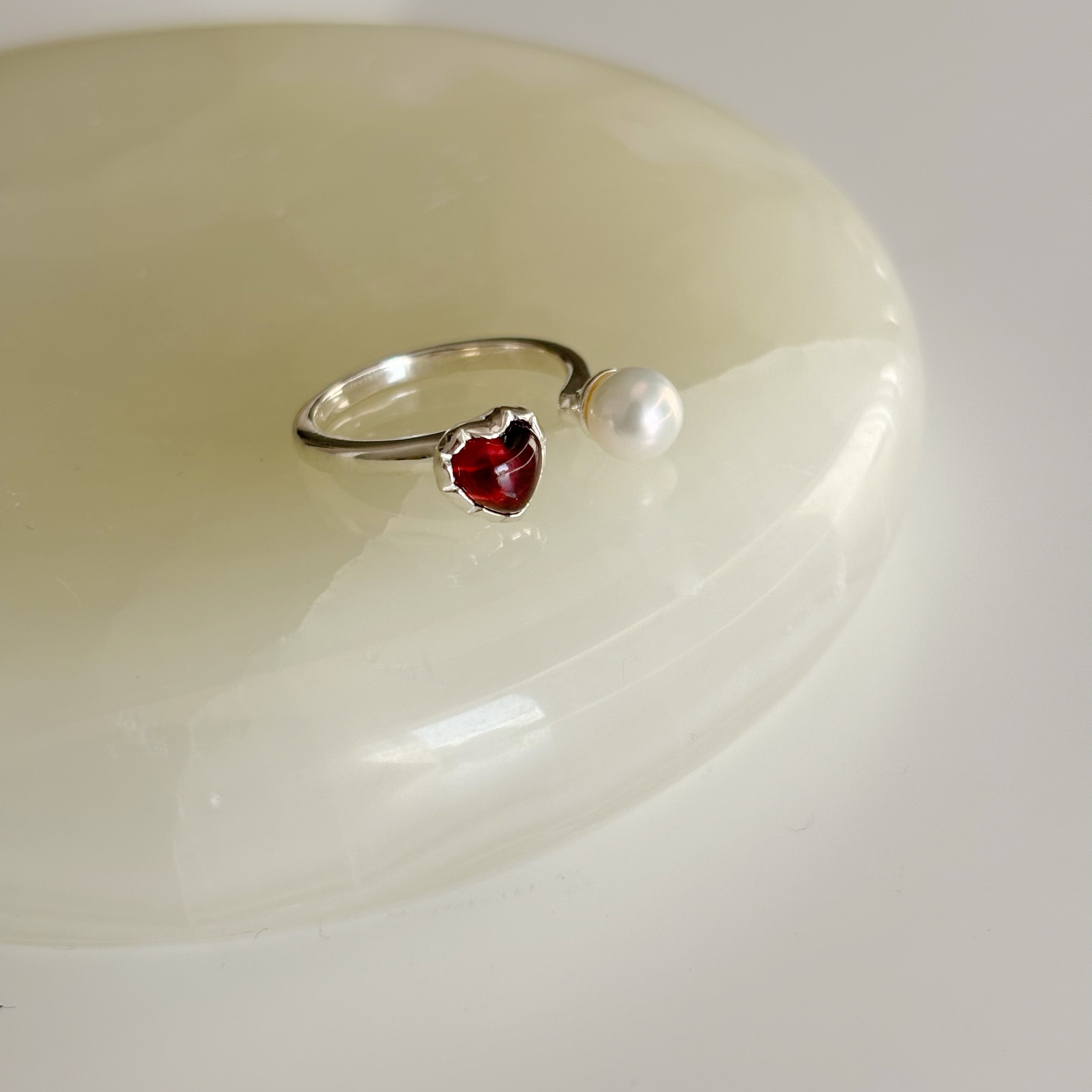 QQ heart石榴石大珍珠可調戒指