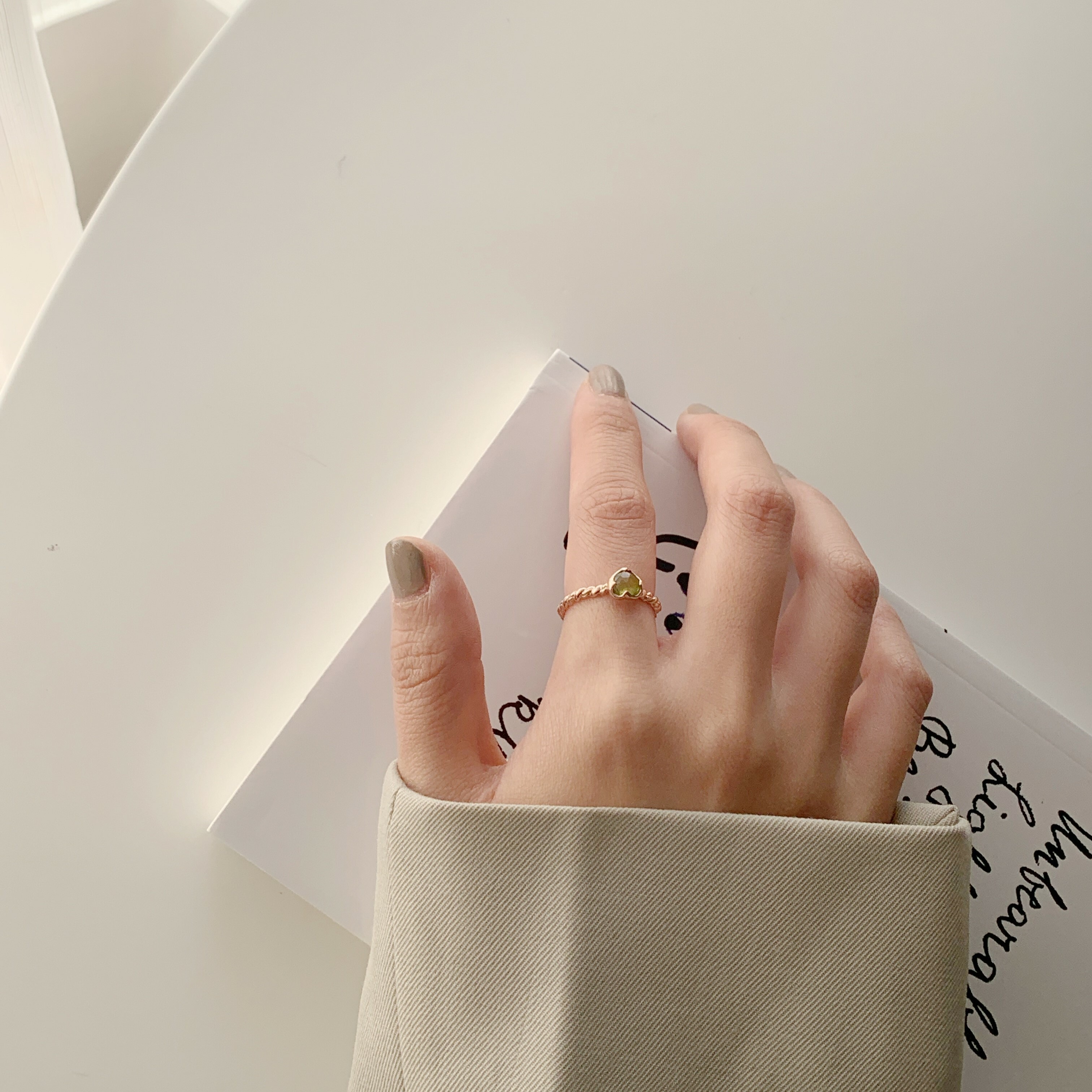 Melting heart維蘇威石麻花厚戒指