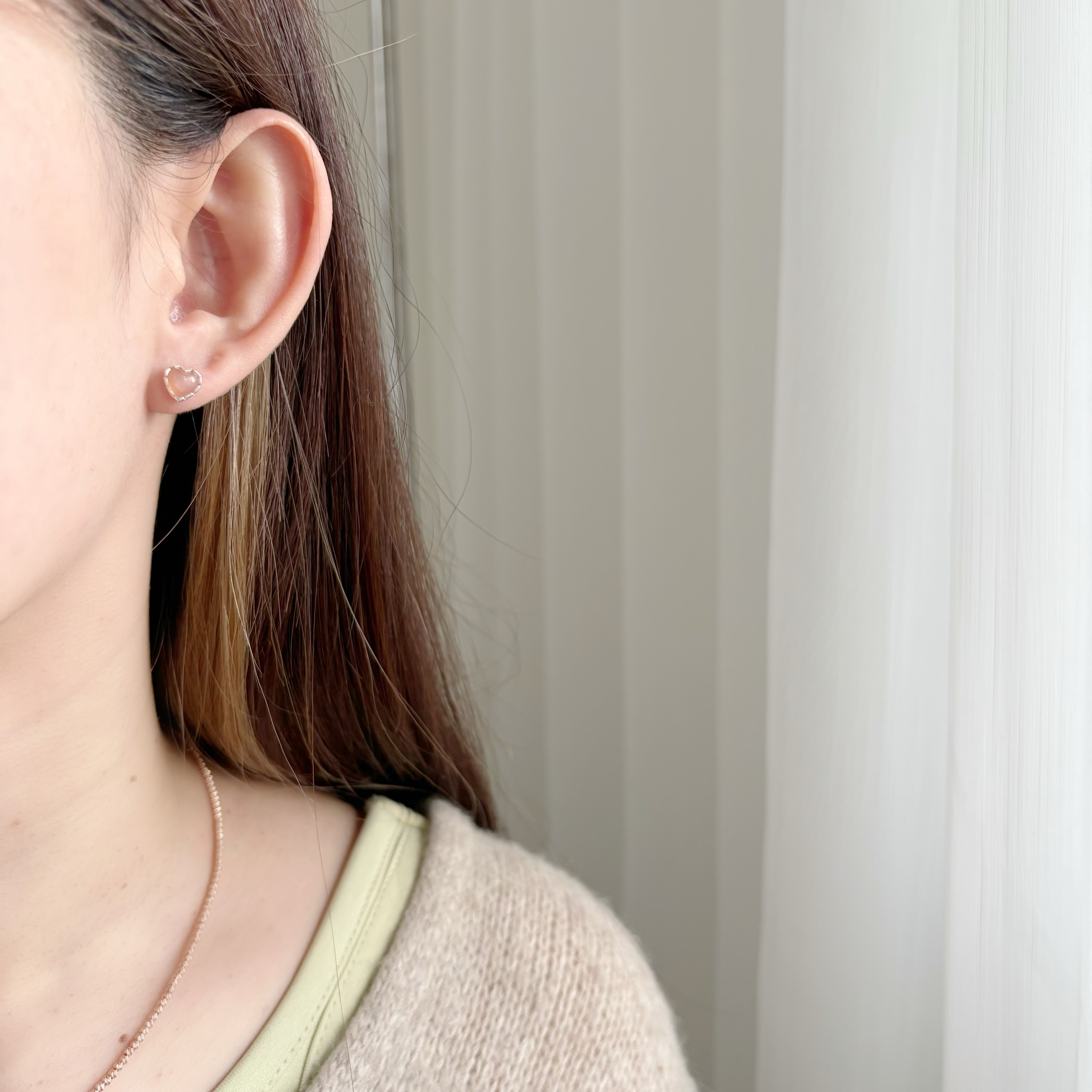 QQ heart 6mm蜜桃月光石轉珠耳環