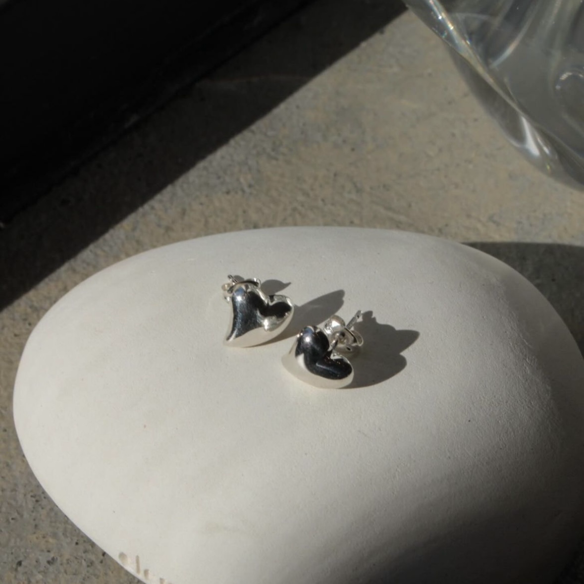 Soierie 愛心耳針耳環 (純銀925材質)