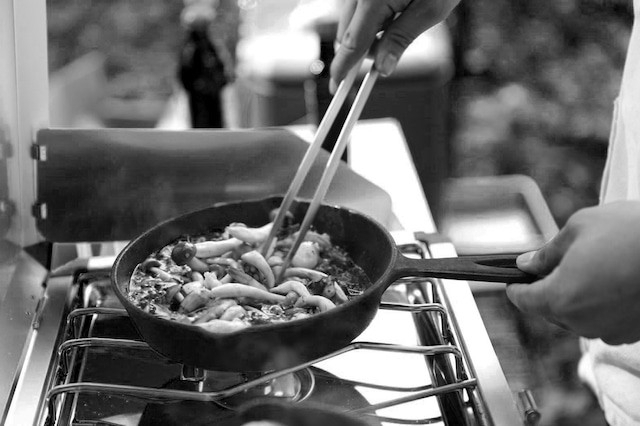 【拓幸良品】IDEA SEKIKAWA BLACK 料理夾