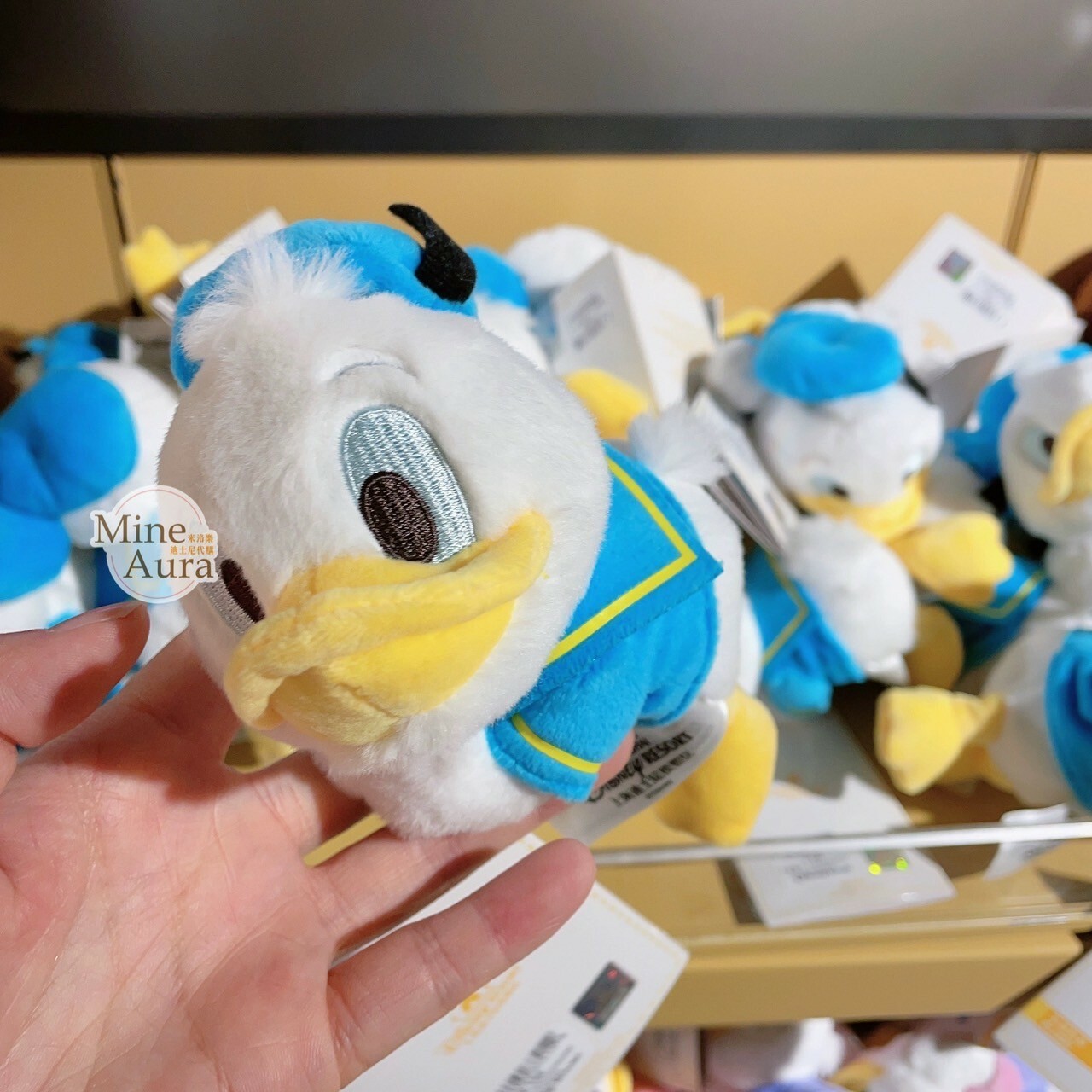 迷你寶寶系列 唐老鴨 Donald 磁鐵 趴趴 趴姿 絨毛 娃娃 公仔 -上海迪士尼樂園